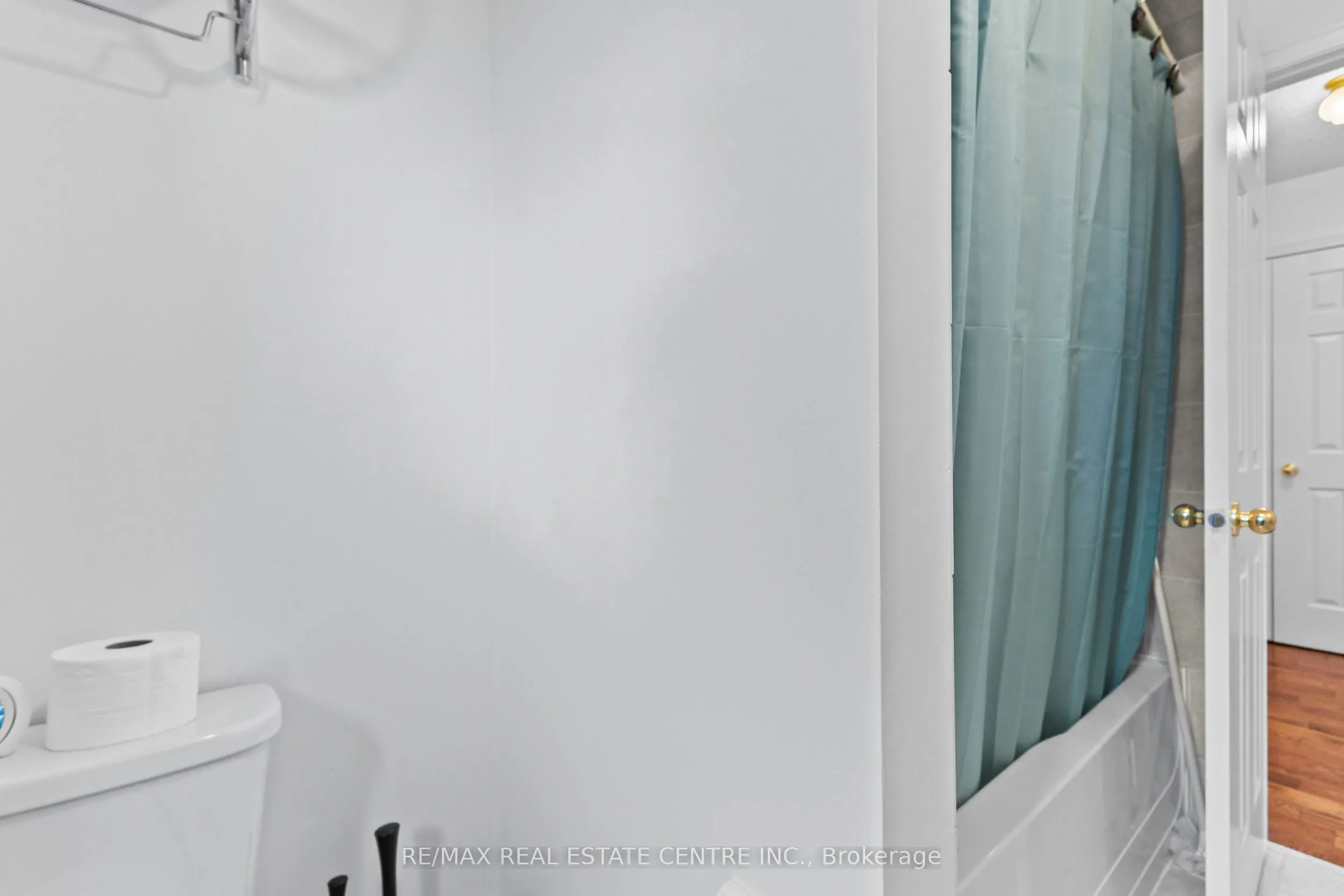 165 Zia Dodda Crescent