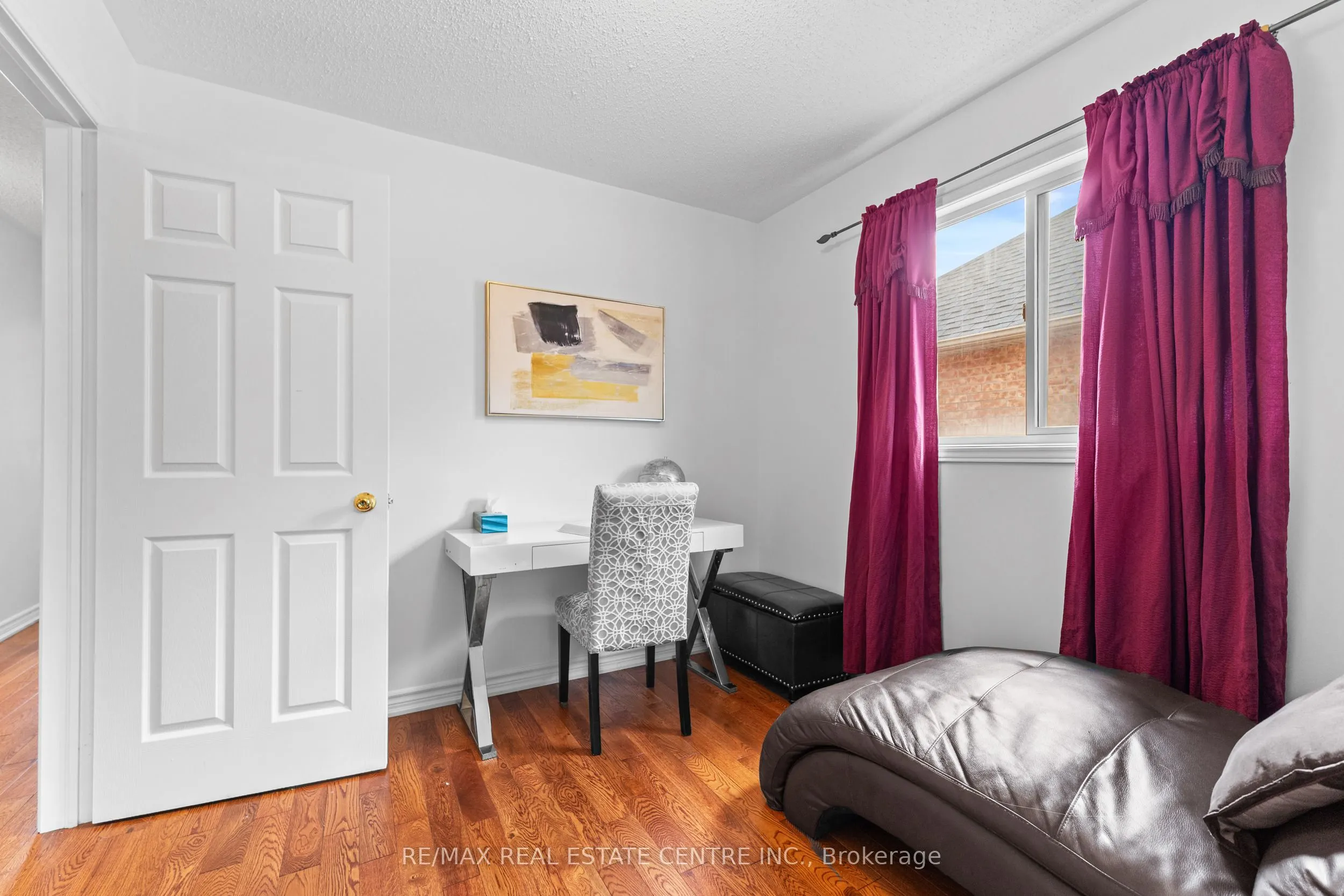 165 Zia Dodda Crescent