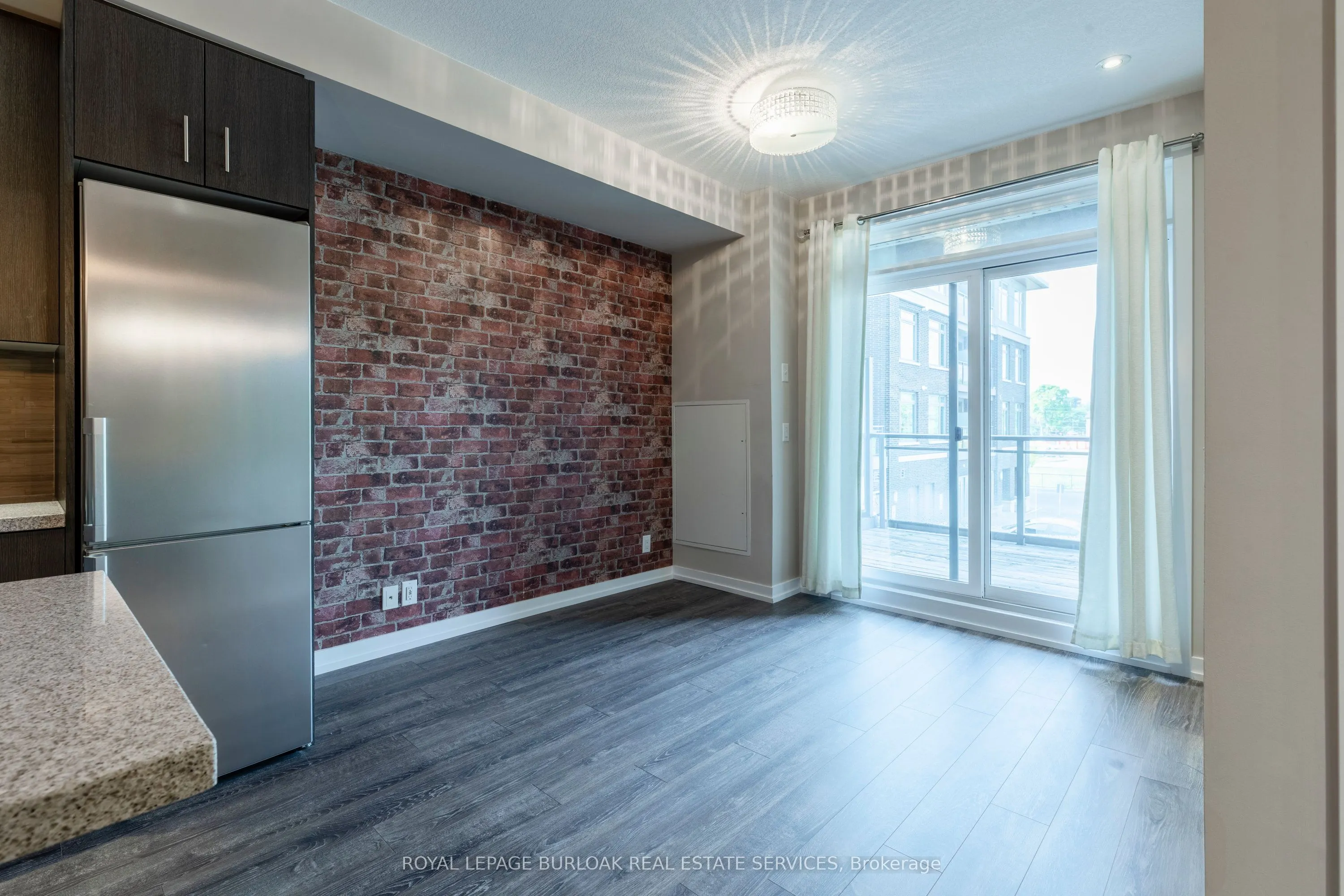 457 Plains Road E, #224