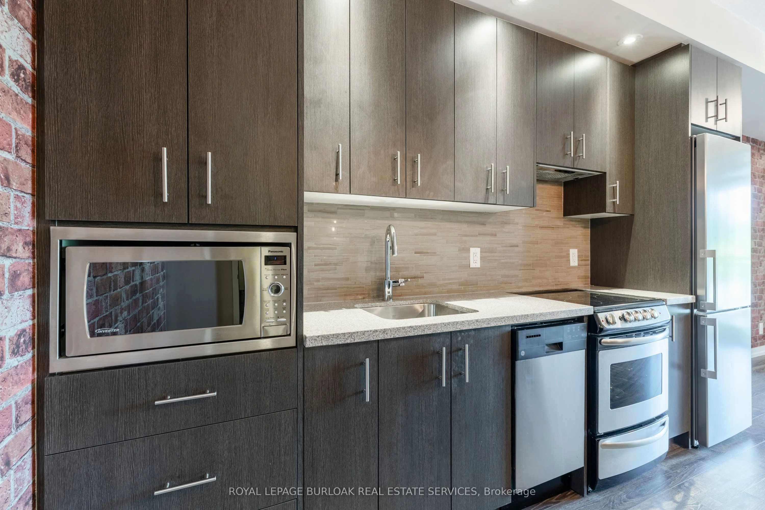 457 Plains Road E, #224