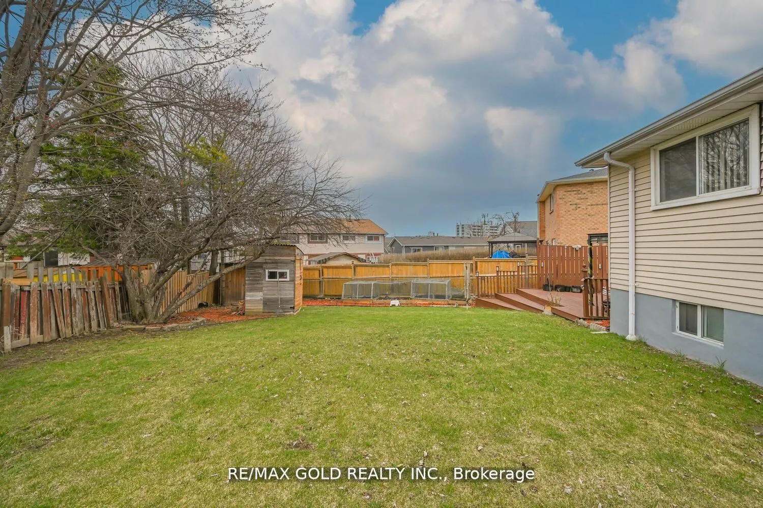 10 Cupola Court
