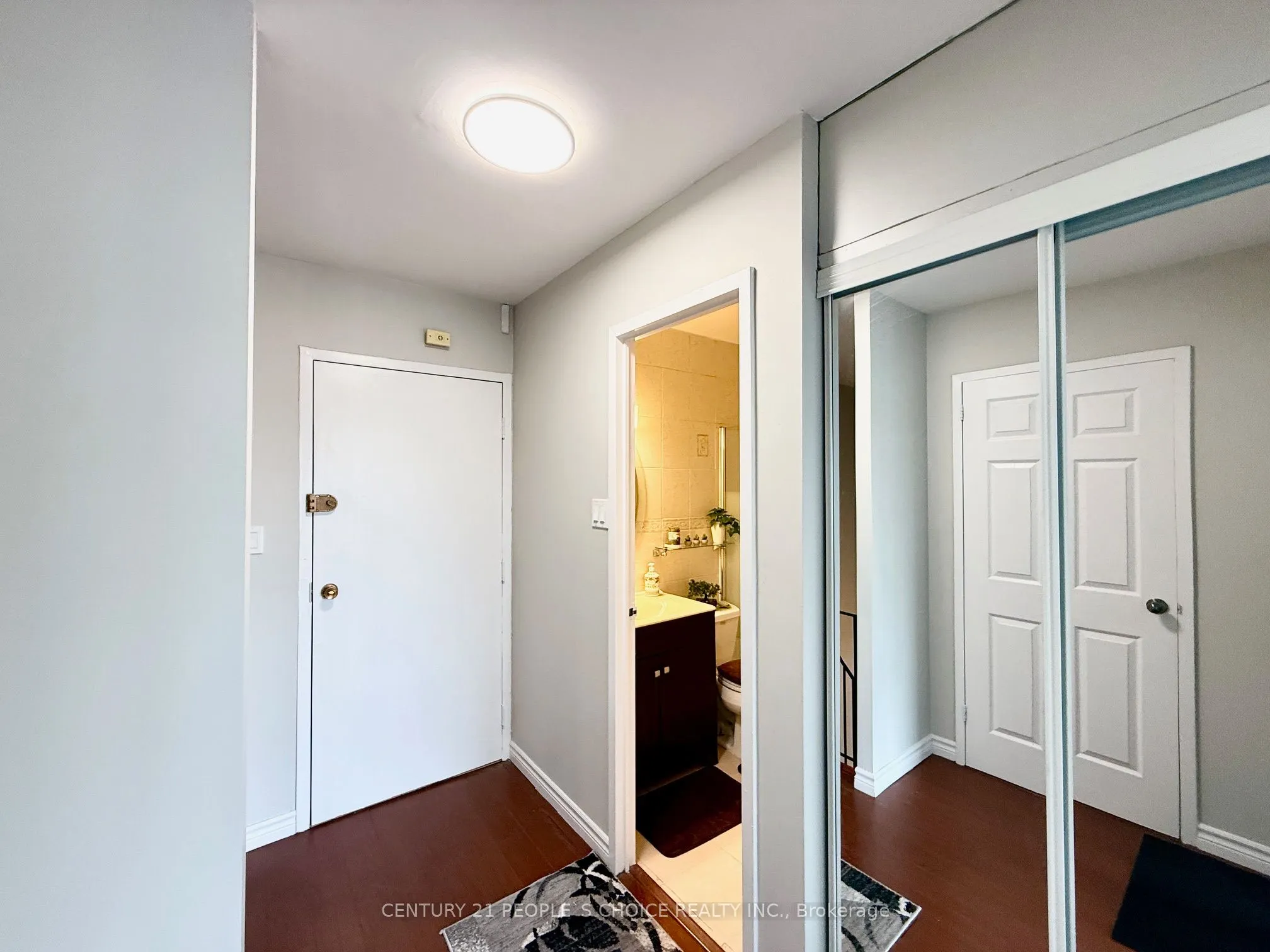2095 Roche Court, #216