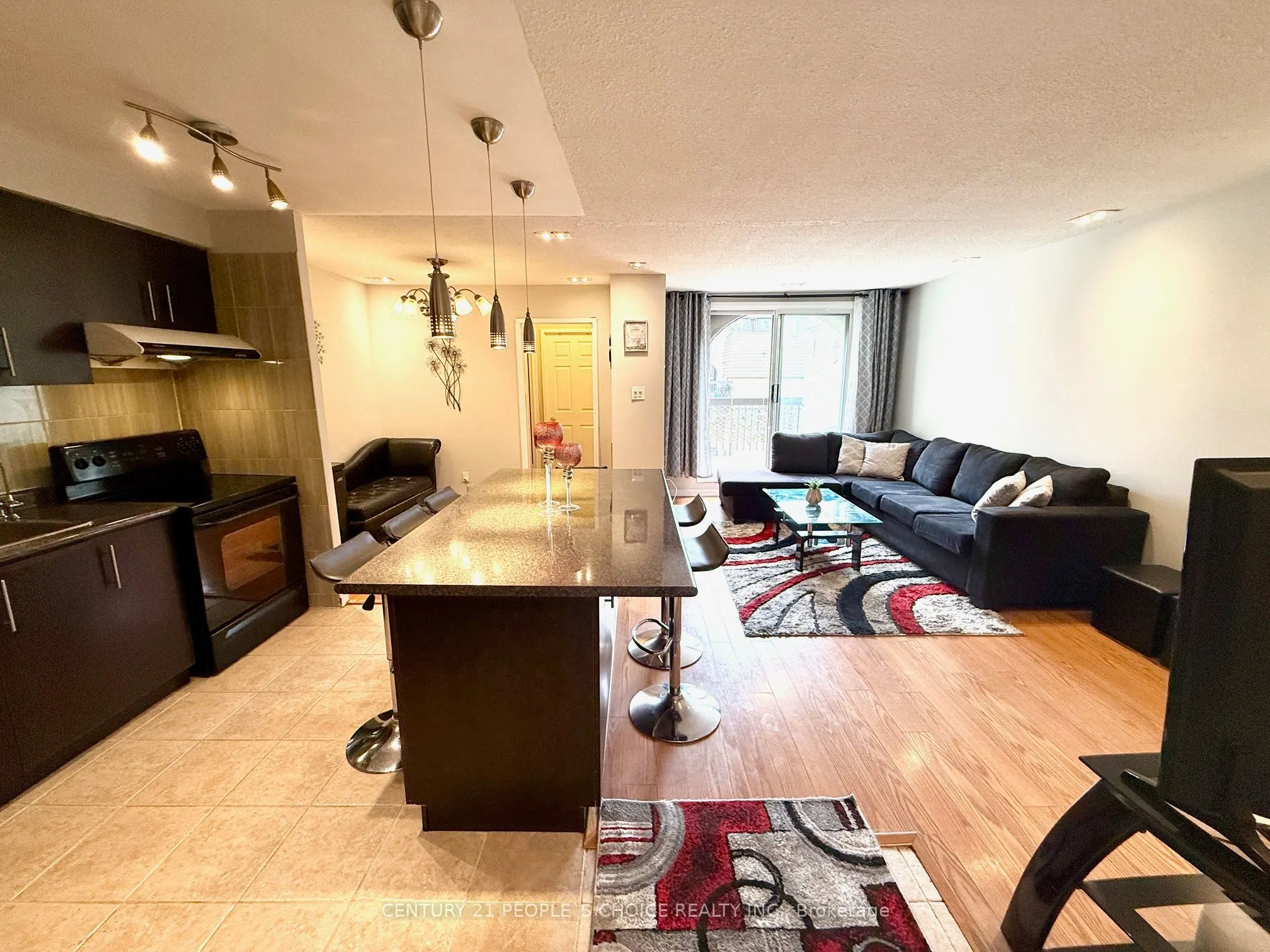 2095 Roche Court, #216