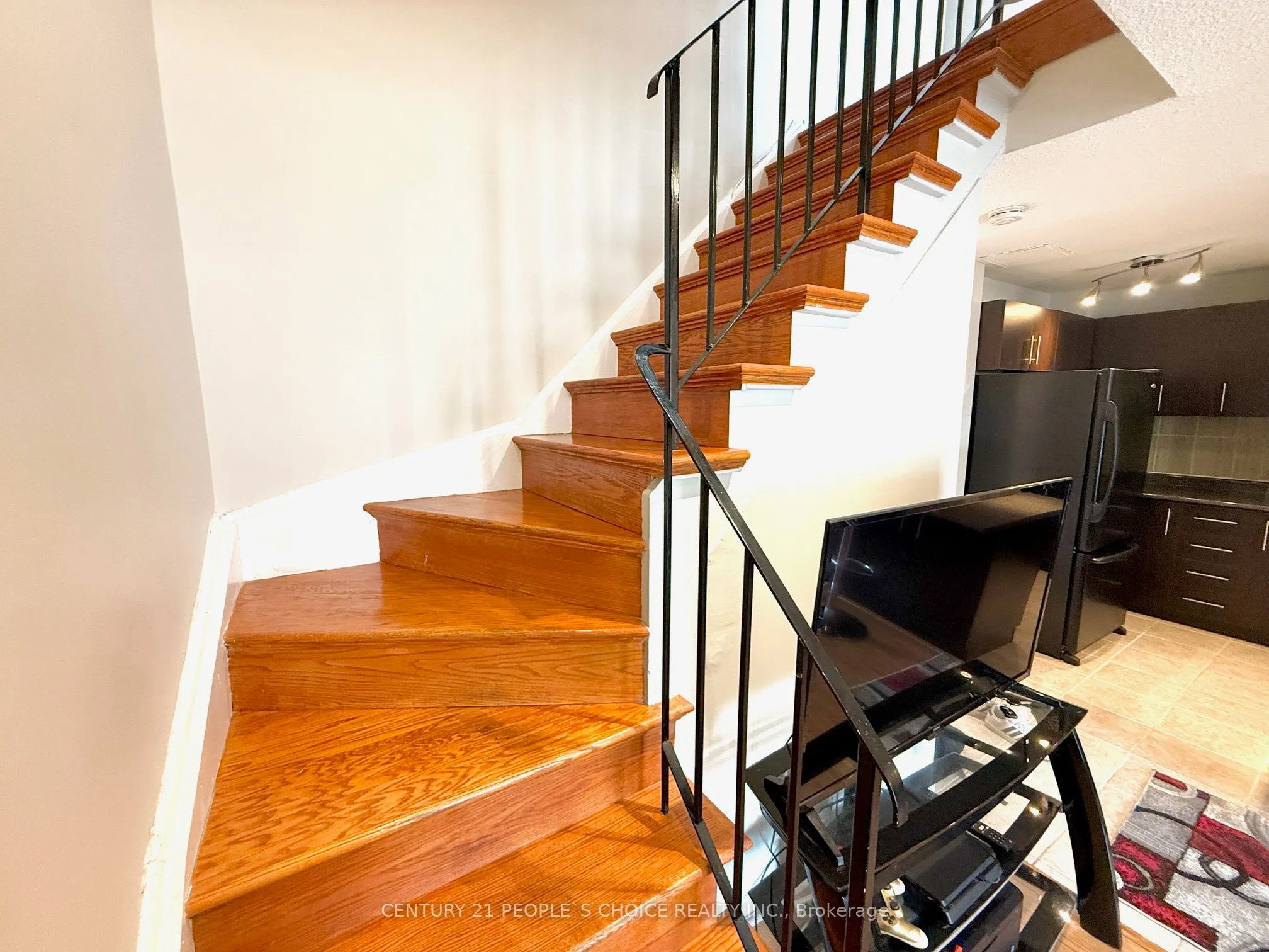 2095 Roche Court, #216