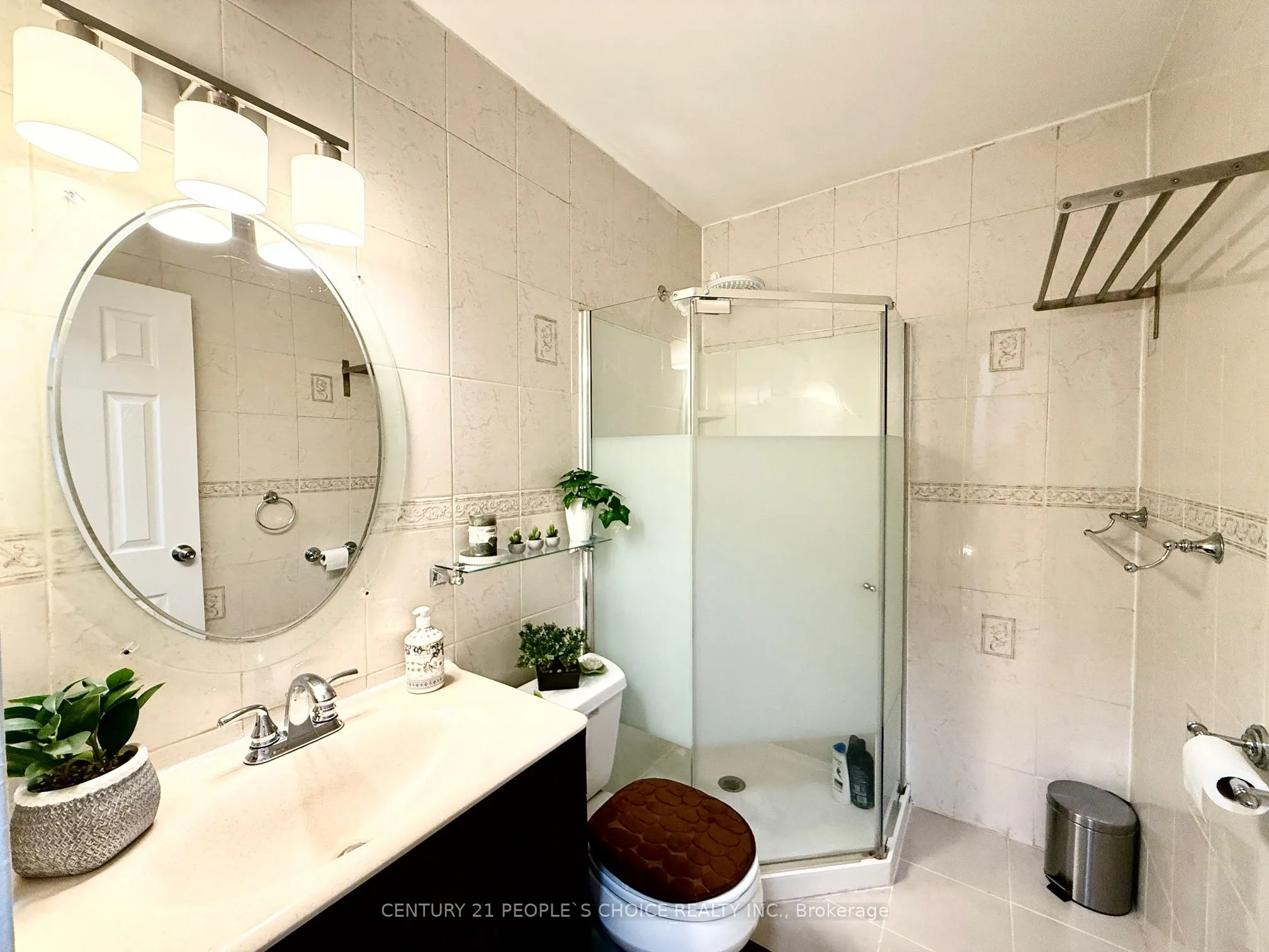 2095 Roche Court, #216