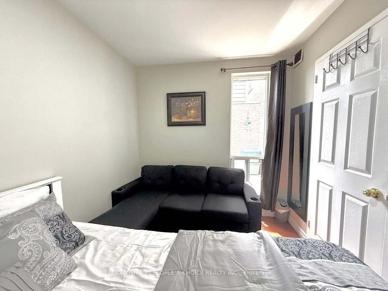 2095 Roche Court, #216