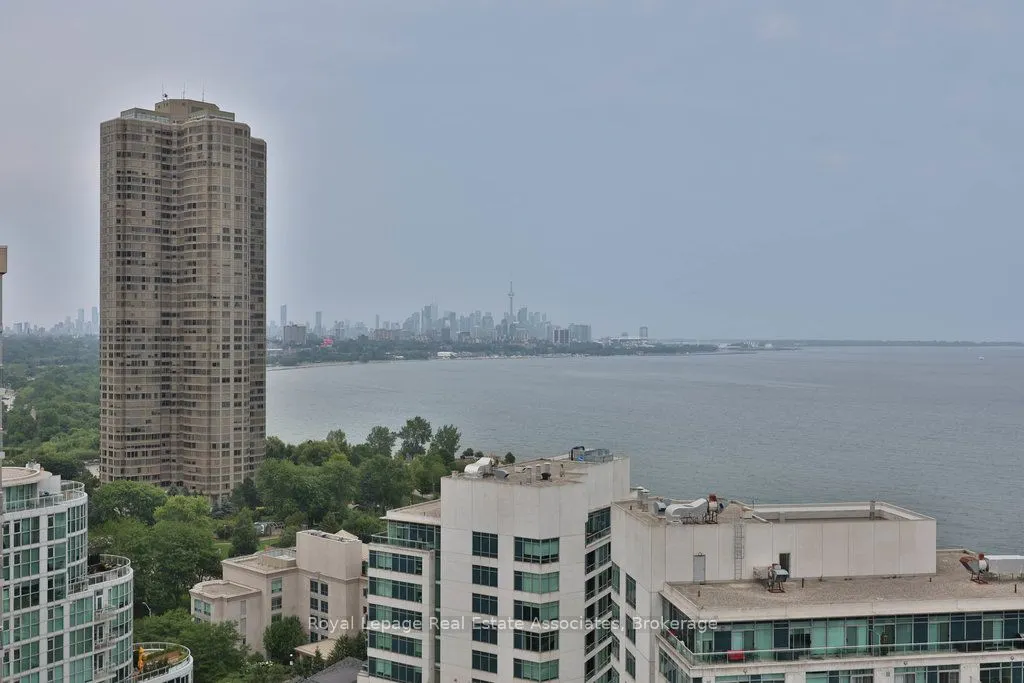 2083 Lakeshore Boulevard W, #1514