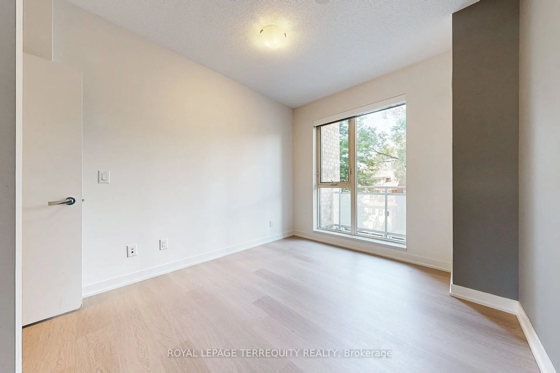 1830 Bloor Street W, #329
