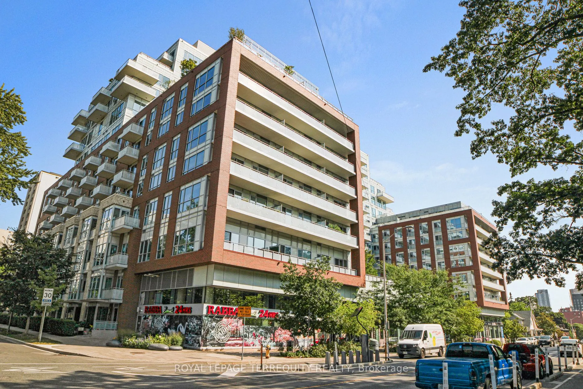 1830 Bloor Street W, #329
