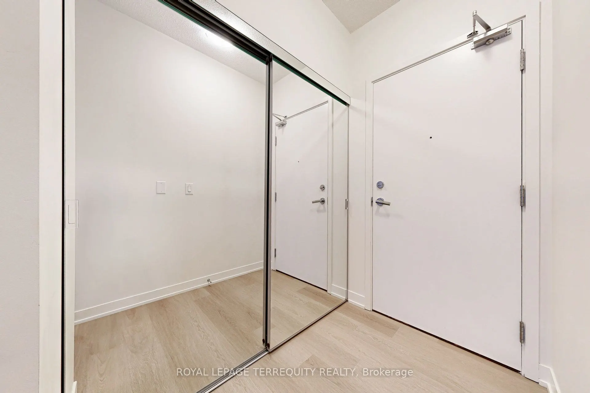1830 Bloor Street W, #329