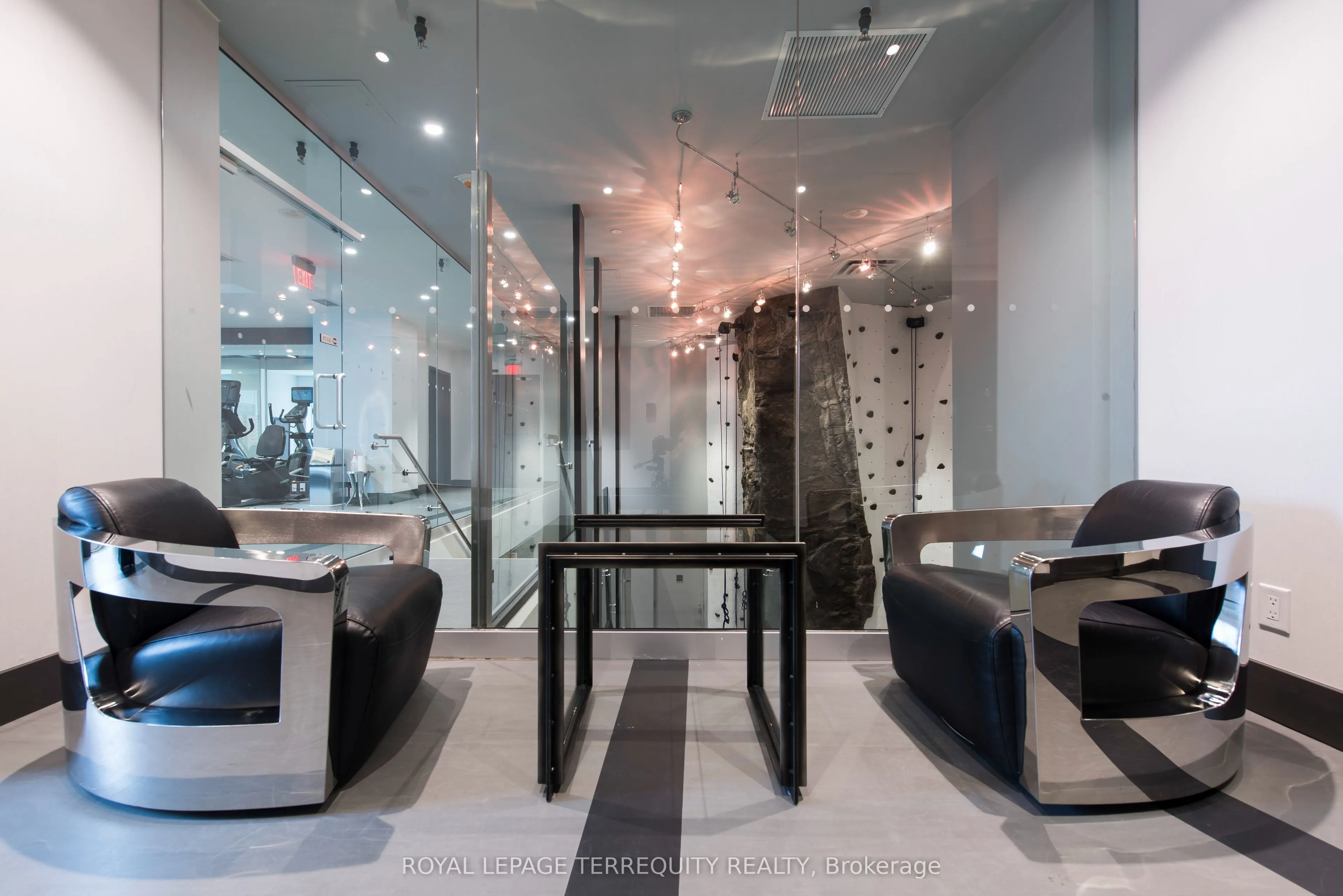 1830 Bloor Street W, #329