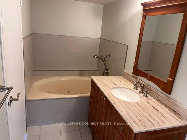 1300 Islington Avenue, #1204