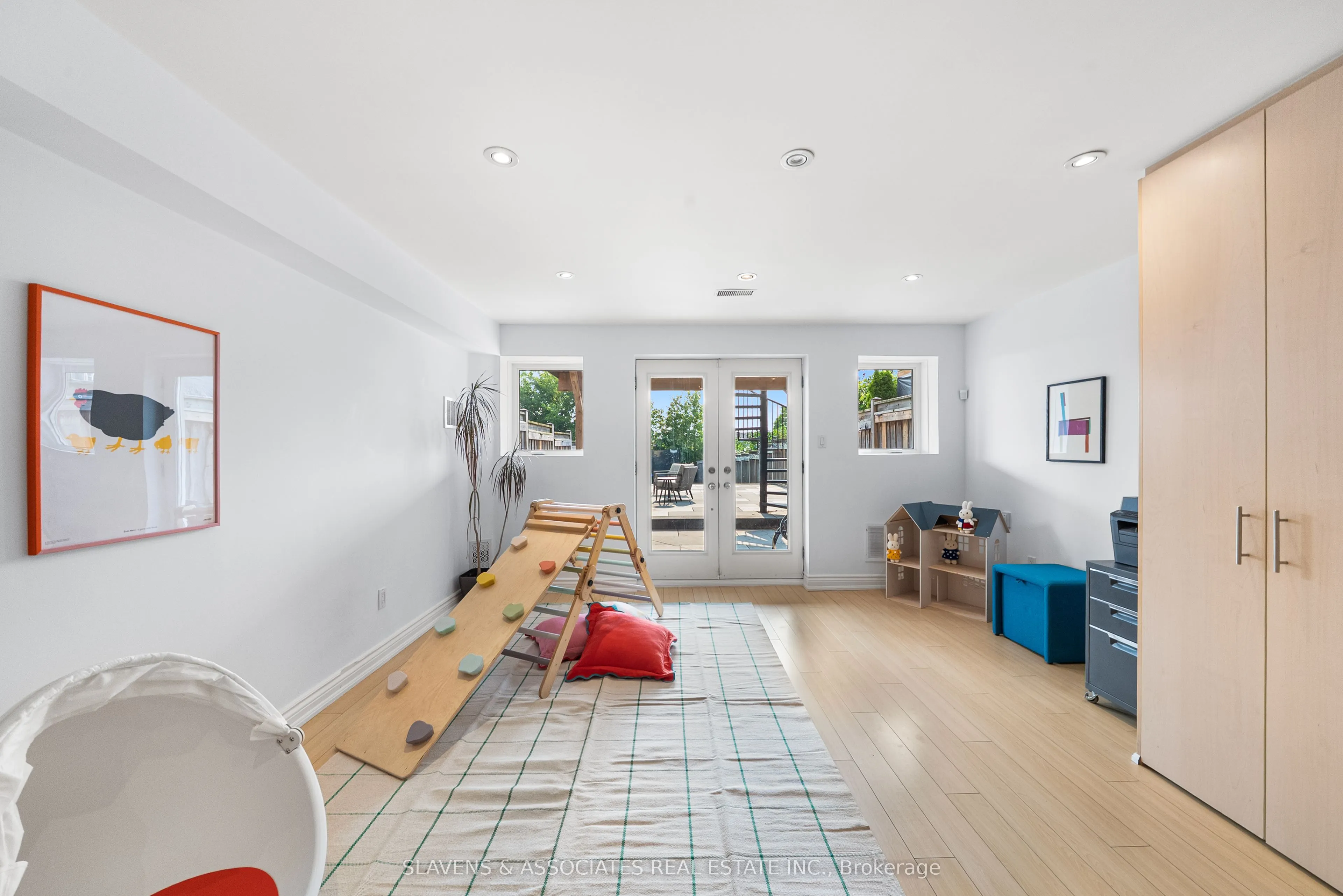 102 Gilbert Avenue