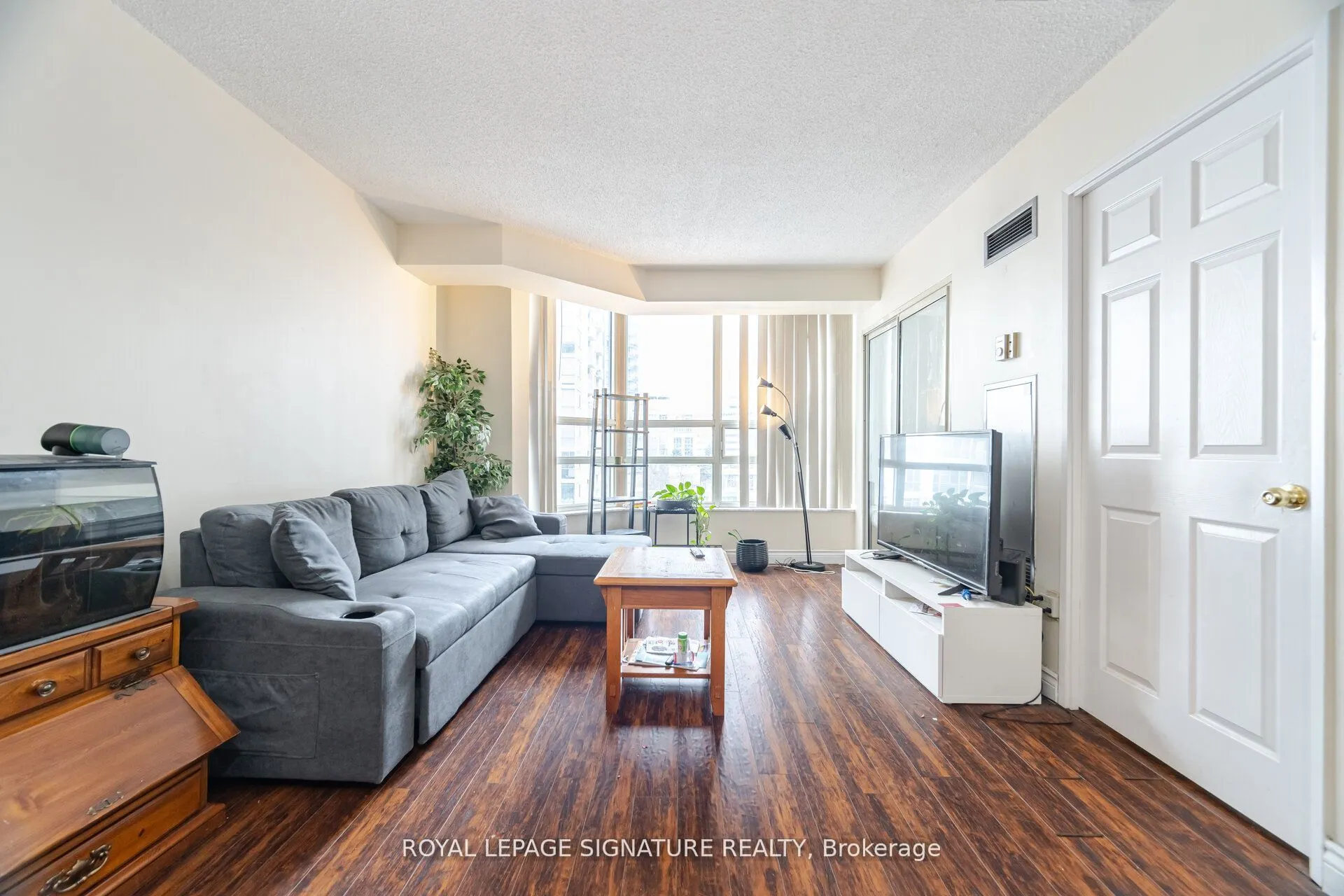 250 Webb Drive, #910