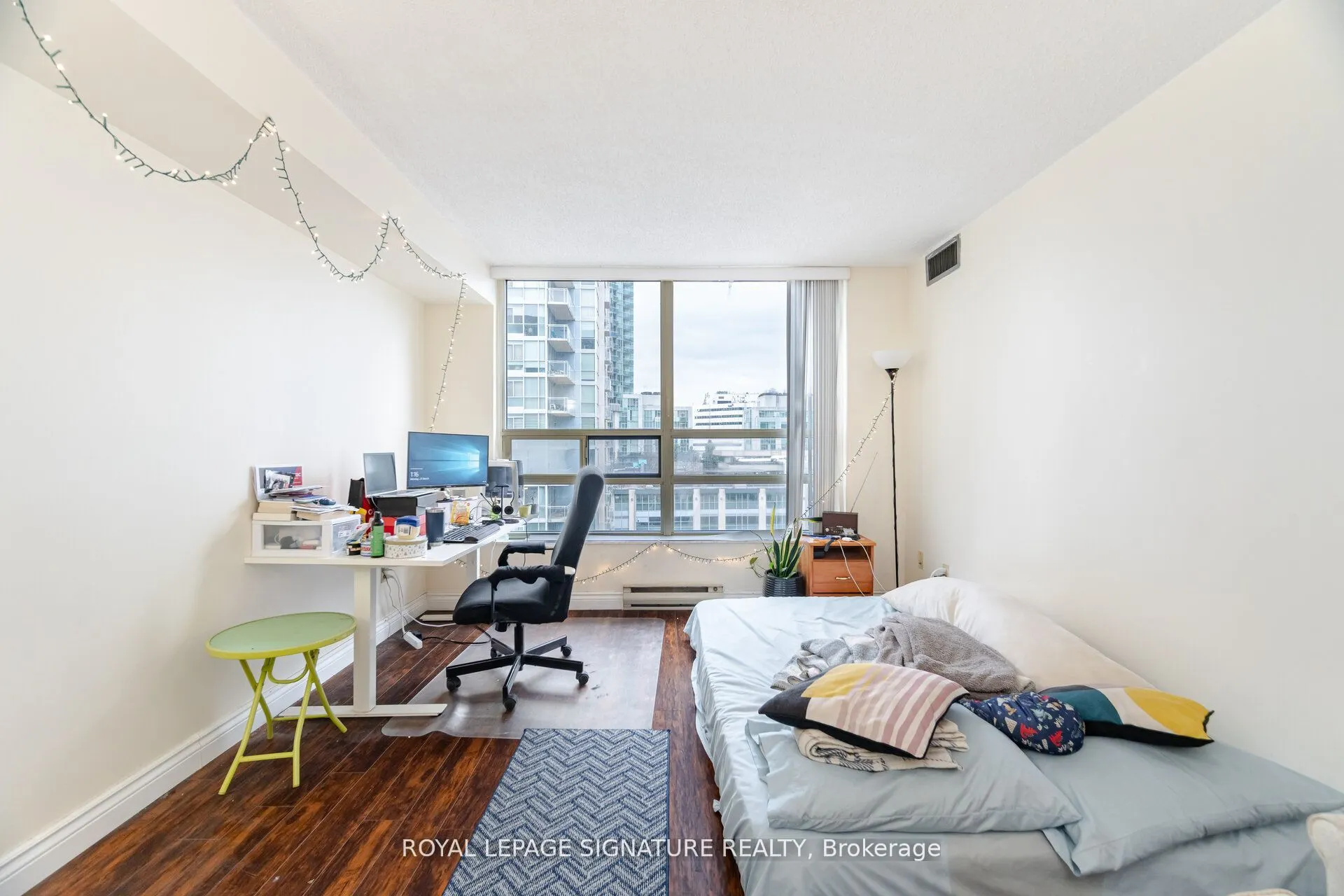 250 Webb Drive, #910