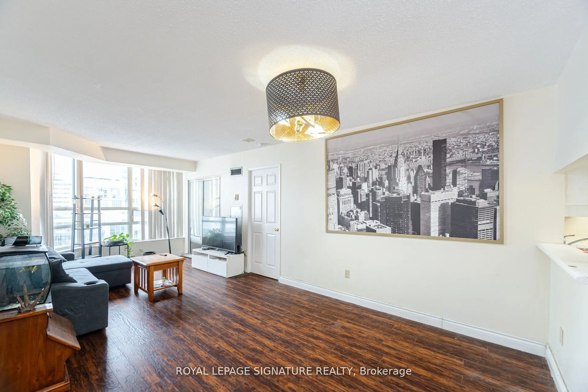 250 Webb Drive, #910