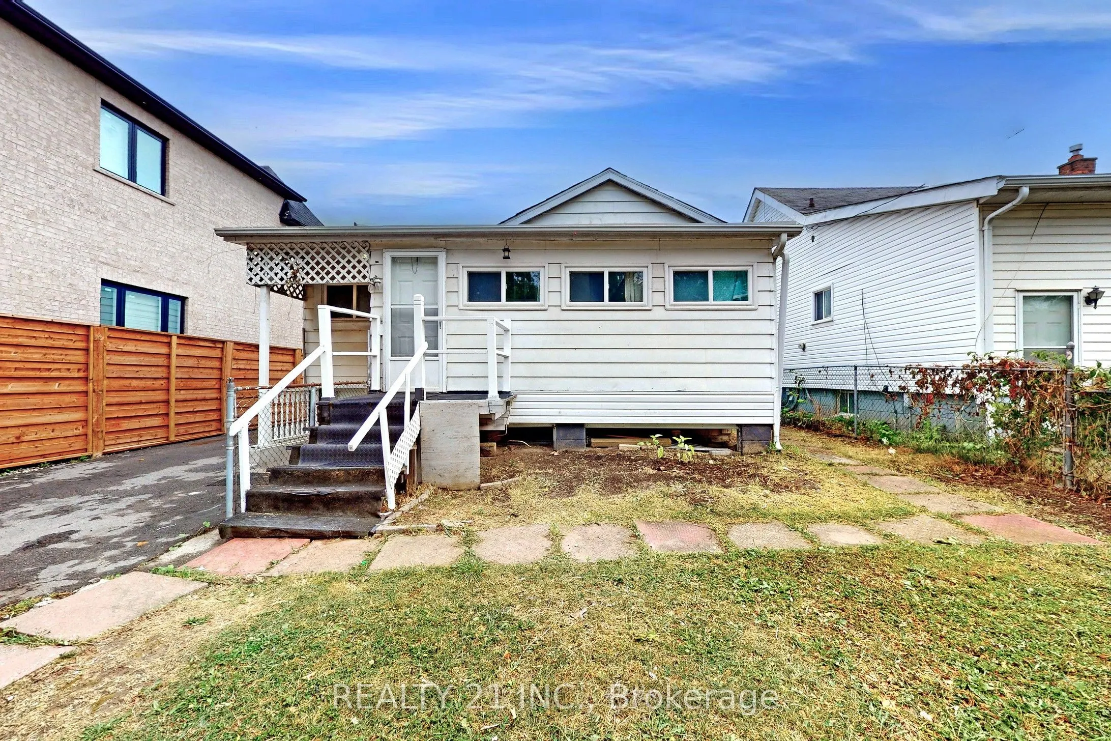 3131 Churchill Avenue