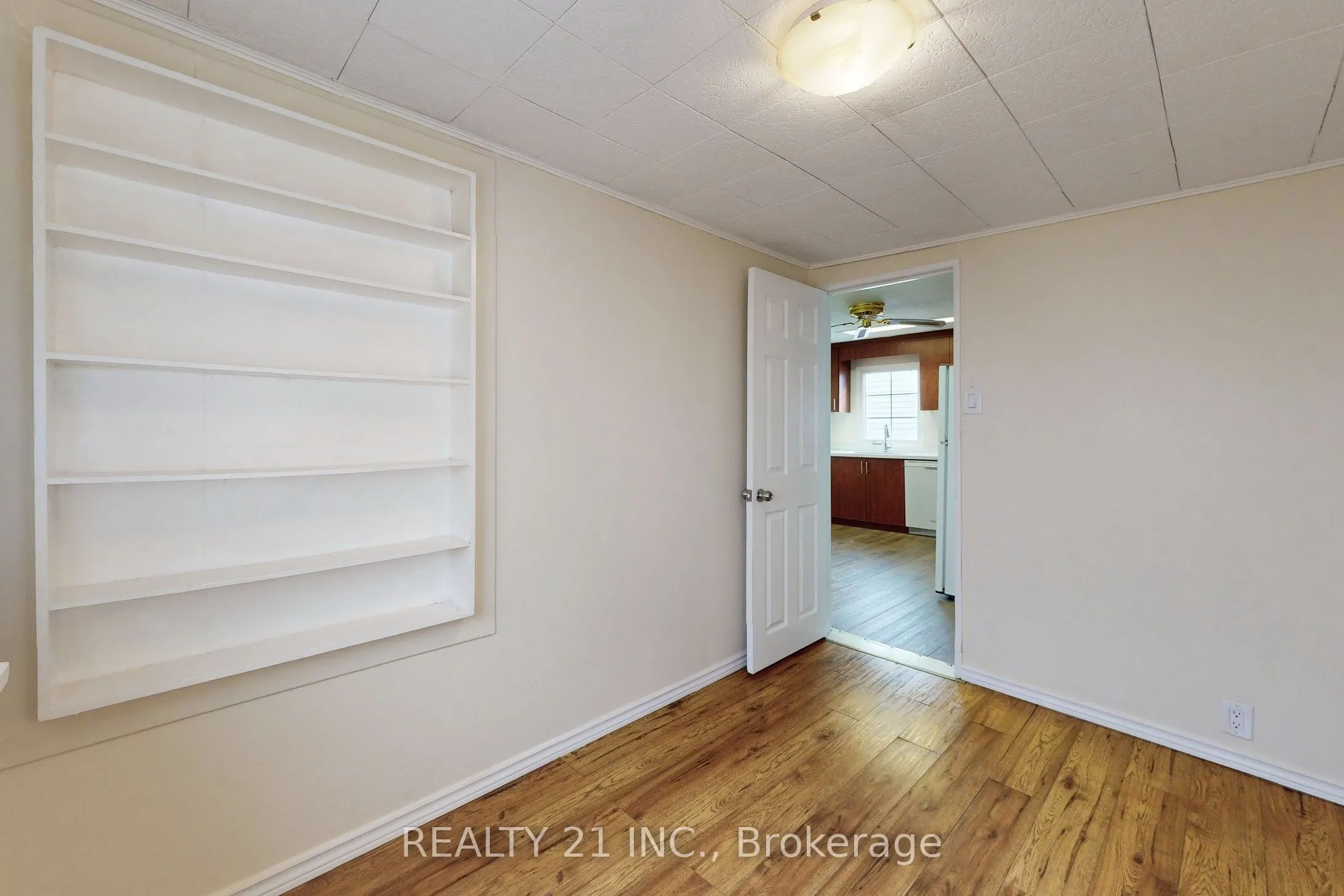3131 Churchill Avenue