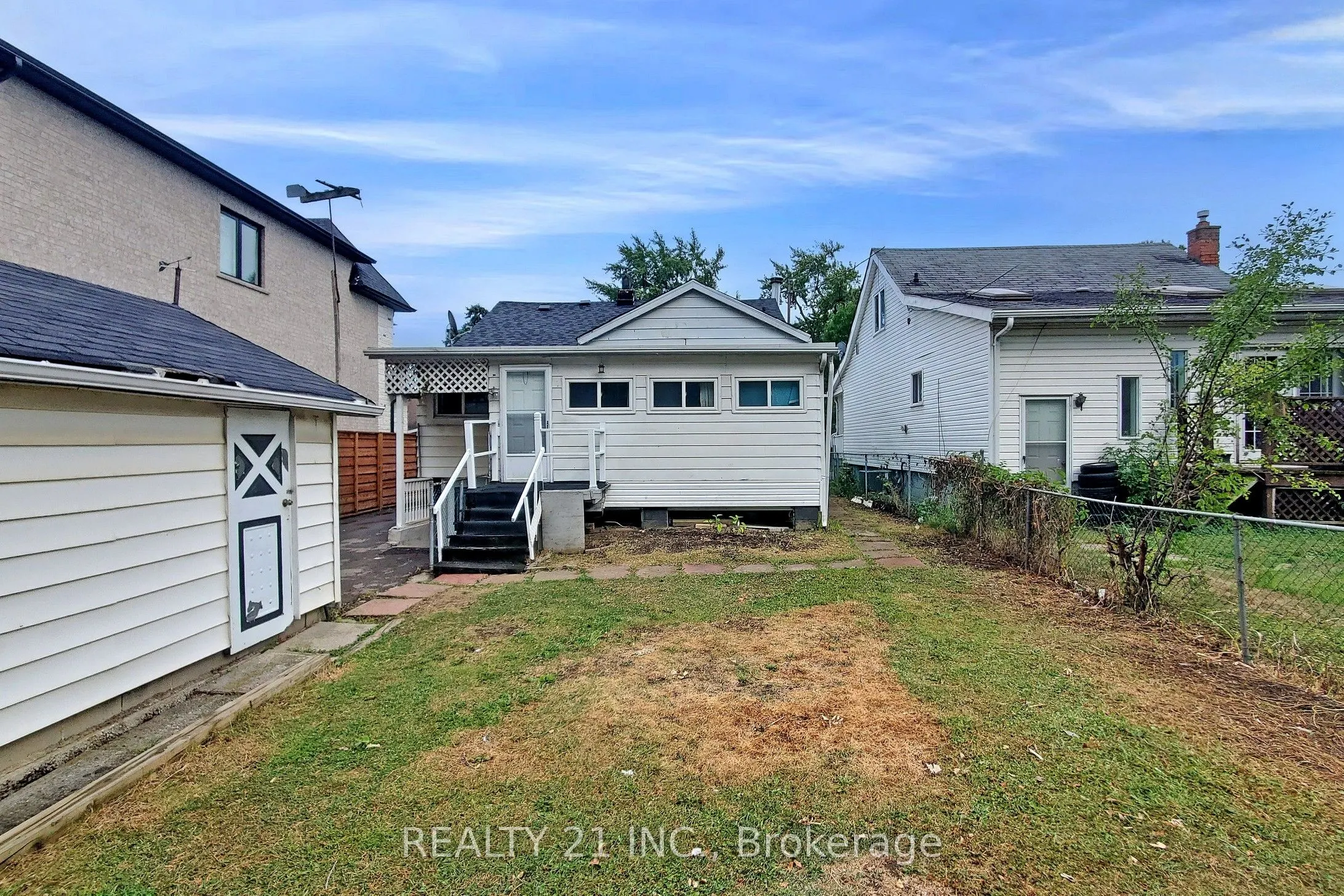 3131 Churchill Avenue
