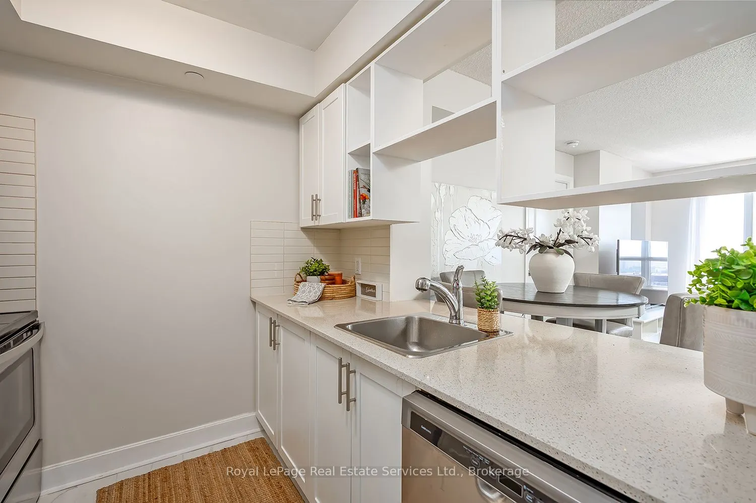2 Eva Road, #2027