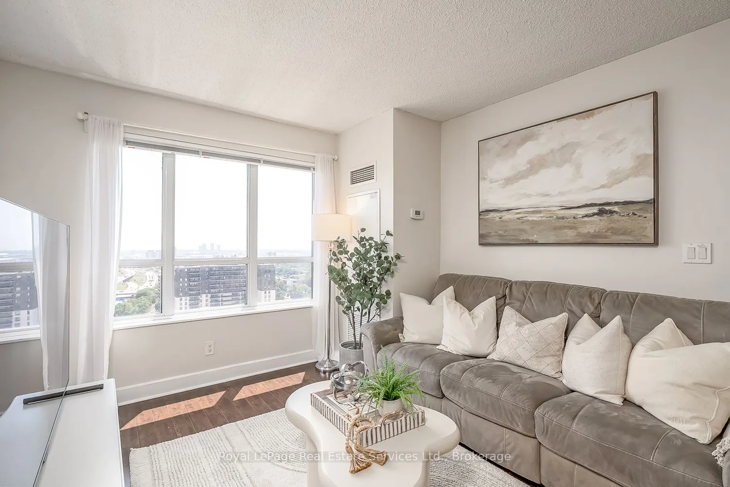 2 Eva Road, #2027