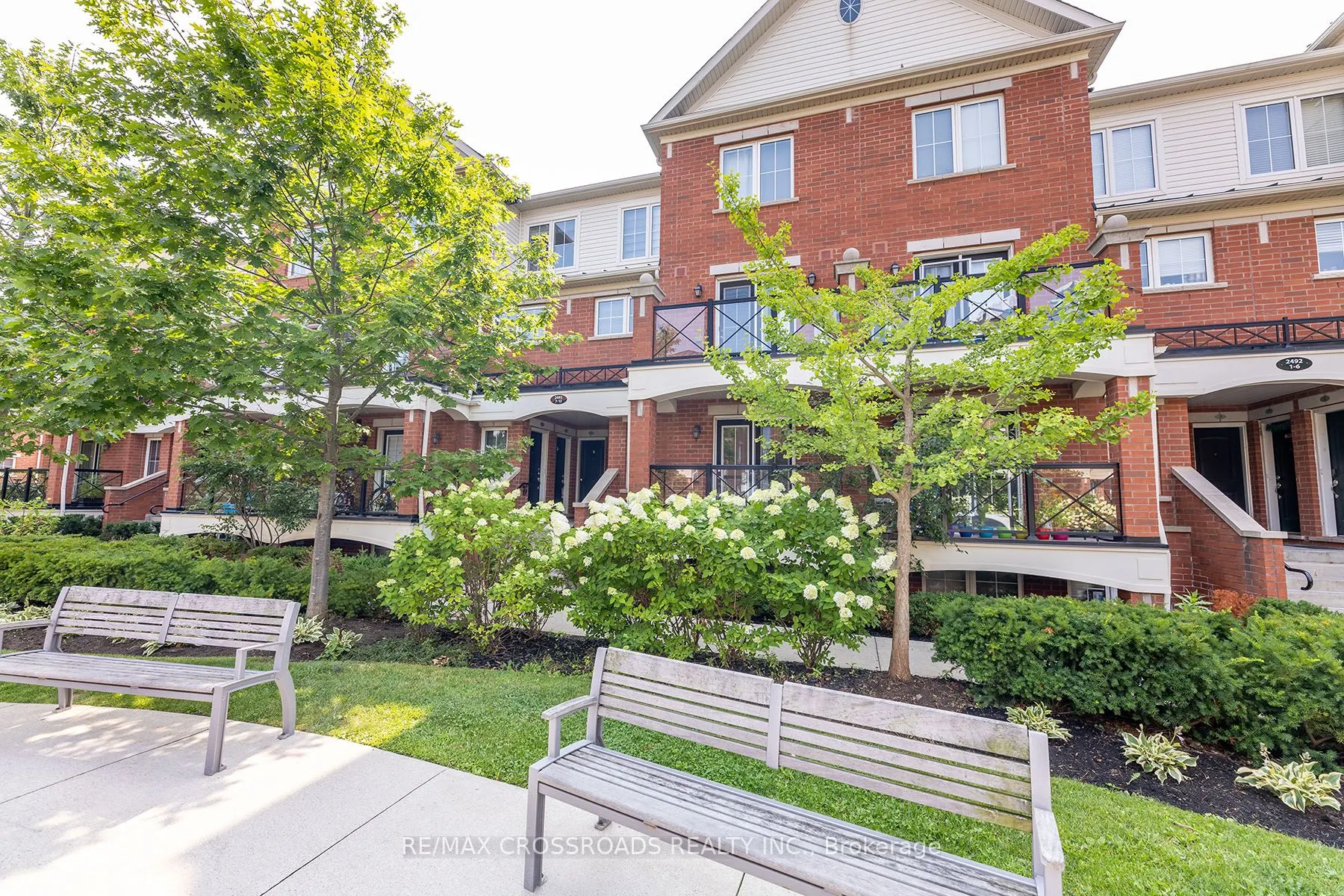 2492 Post Road, #7
