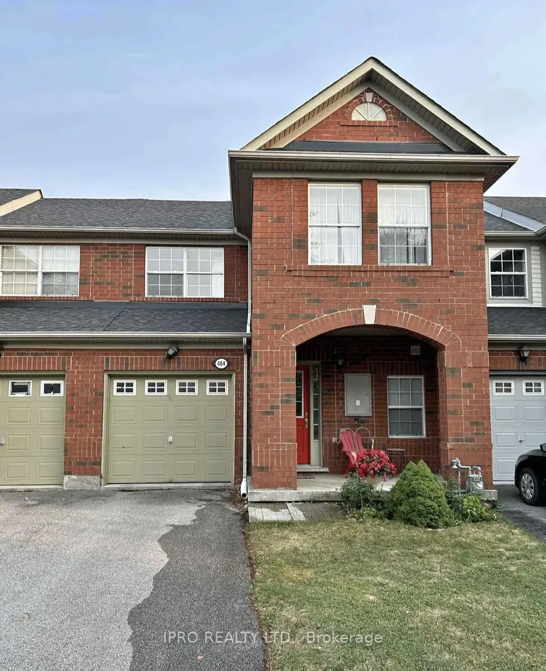 464 Collis Court