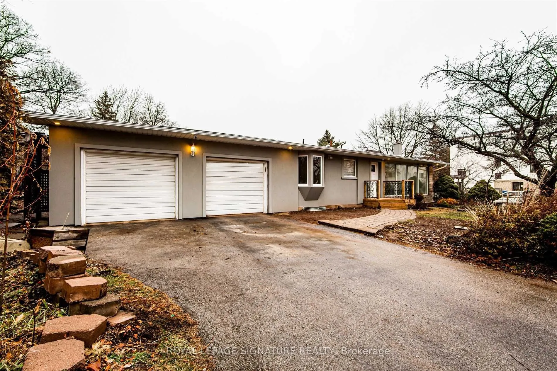 1205 Gainsborough Drive, #Lower
