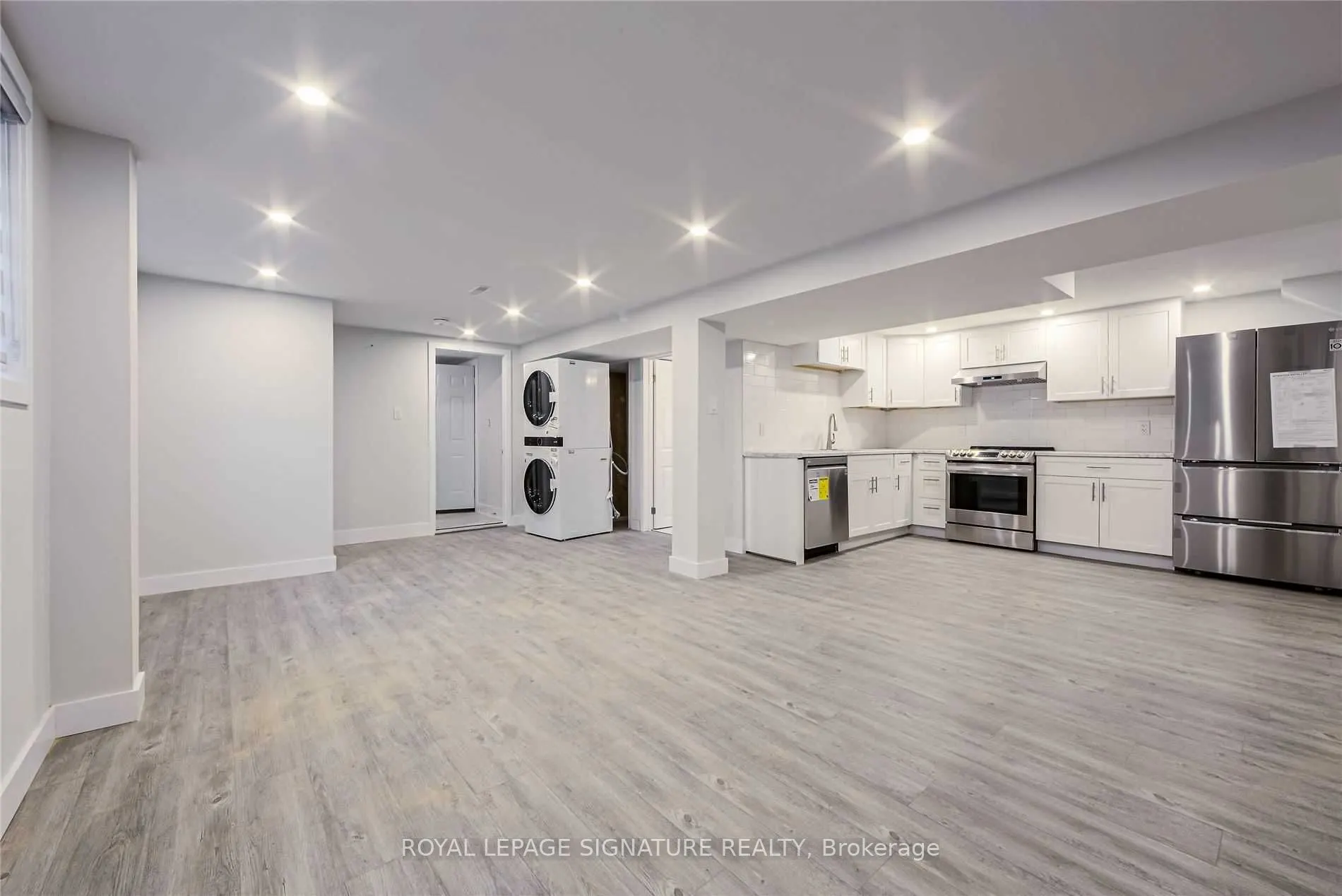 1205 Gainsborough Drive, #Lower