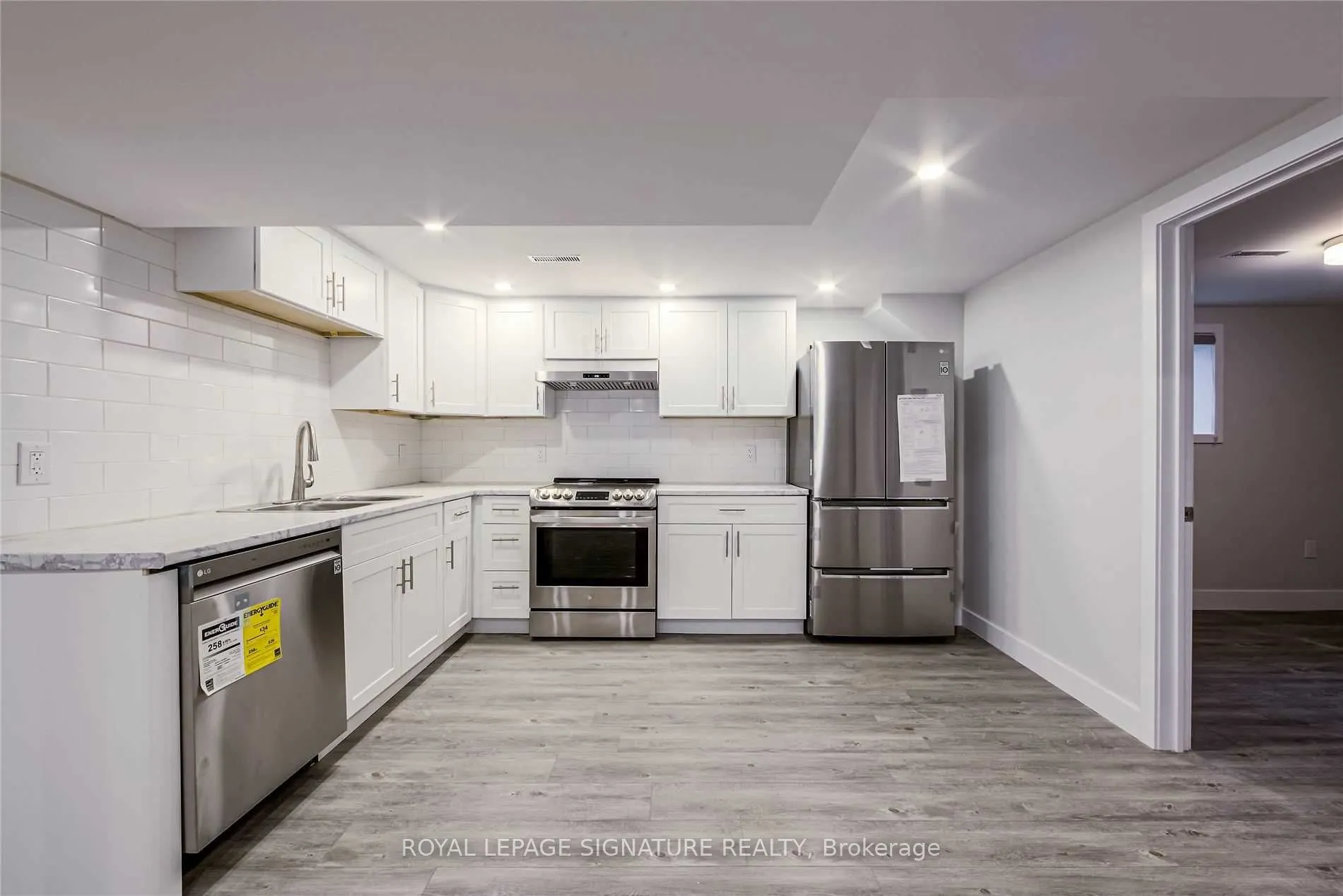 1205 Gainsborough Drive, #Lower