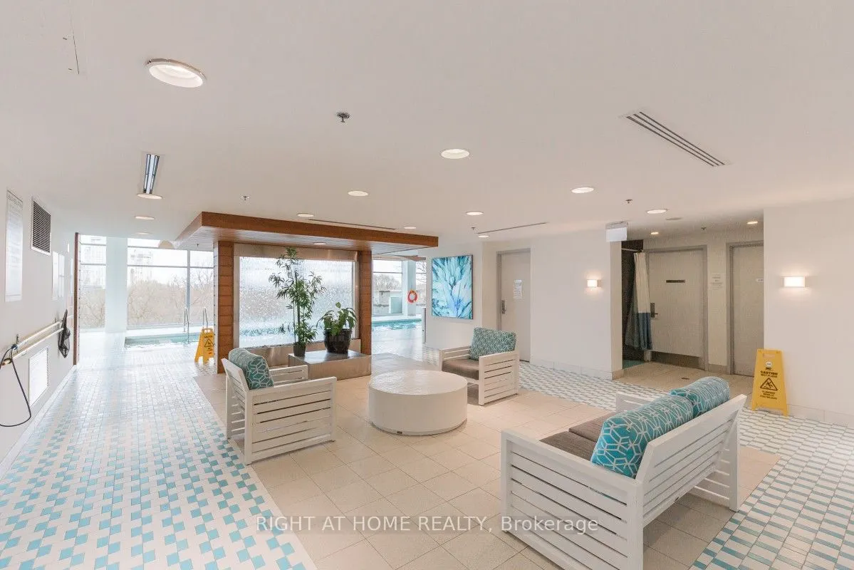 165 Legion Road N, #1524