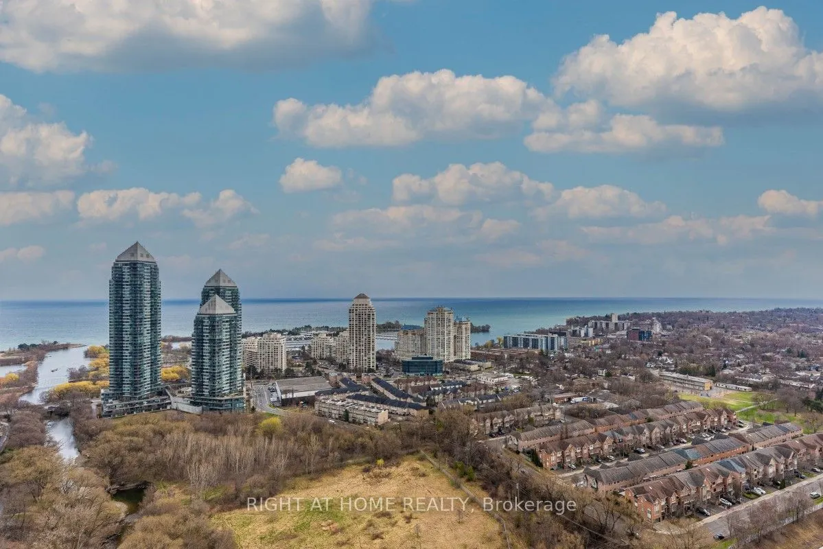 165 Legion Road N, #1524