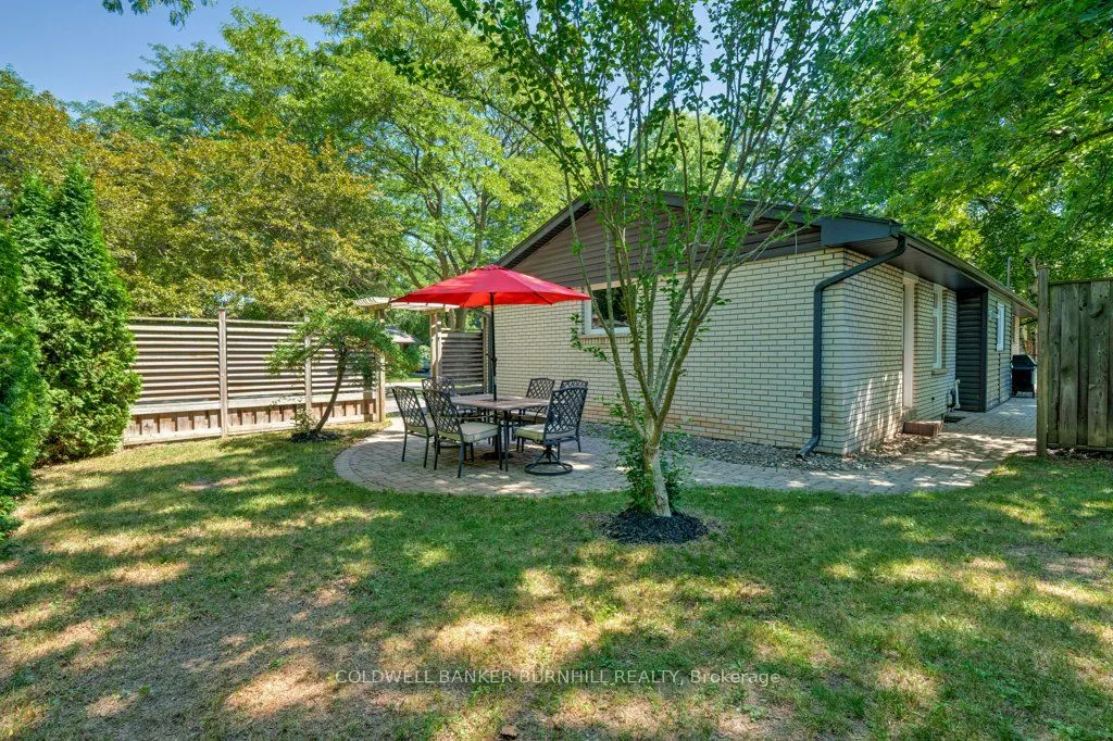 380 ABBOTT Road
