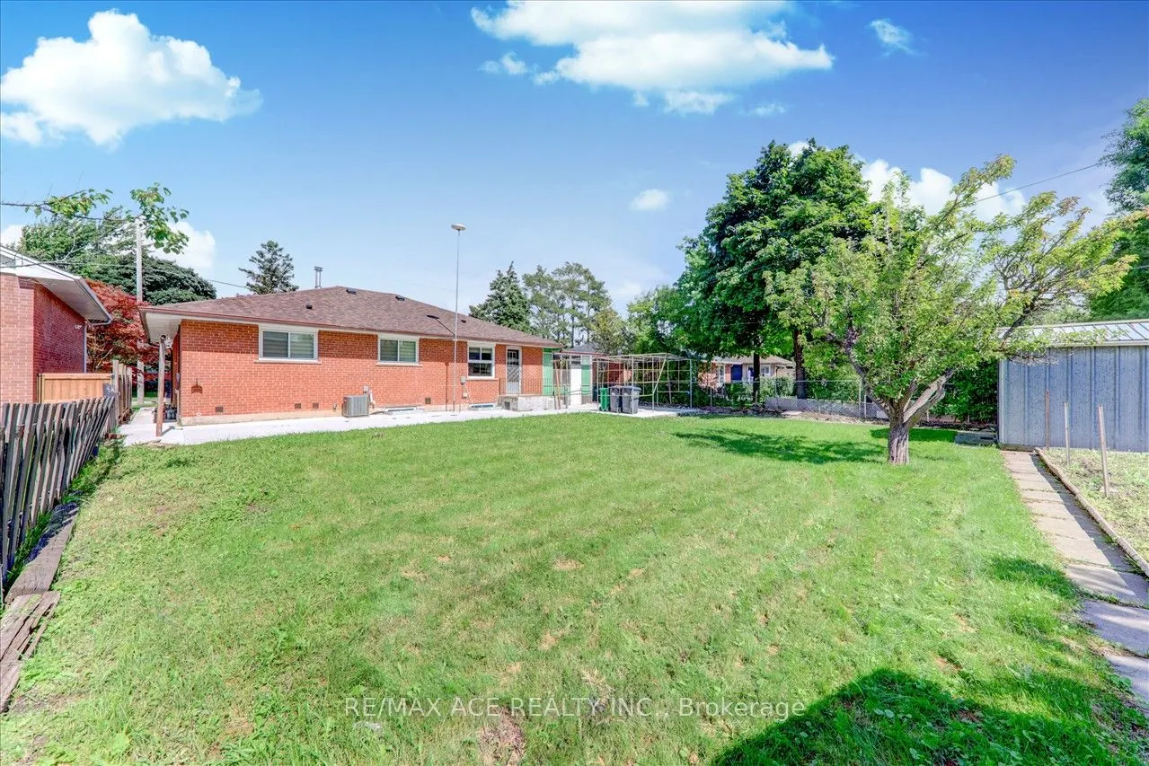 19 Swanhurst Boulevard, #Main