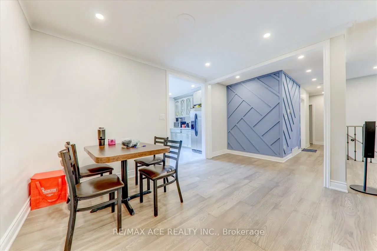 19 Swanhurst Boulevard, #Main