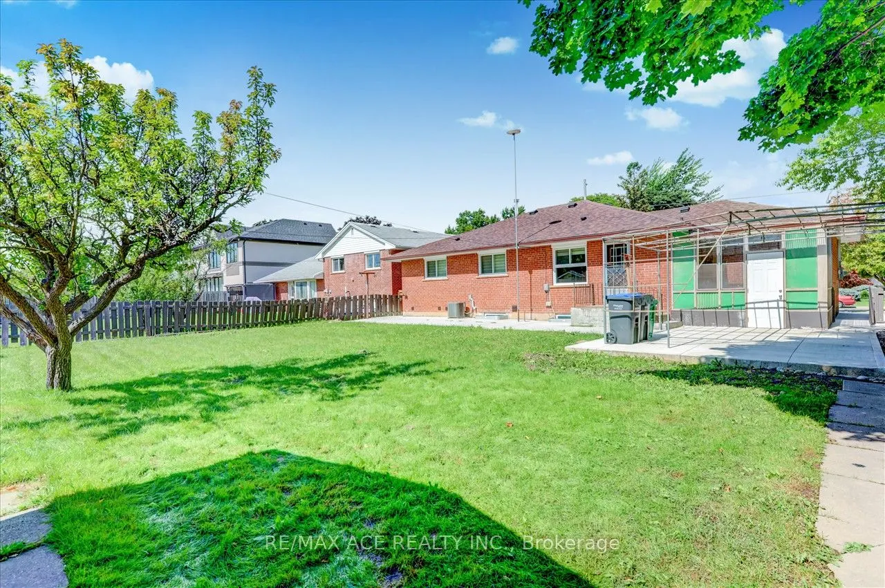 19 Swanhurst Boulevard, #Main