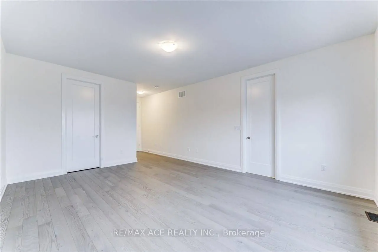 1470 Kovachik Boulevard, #Main