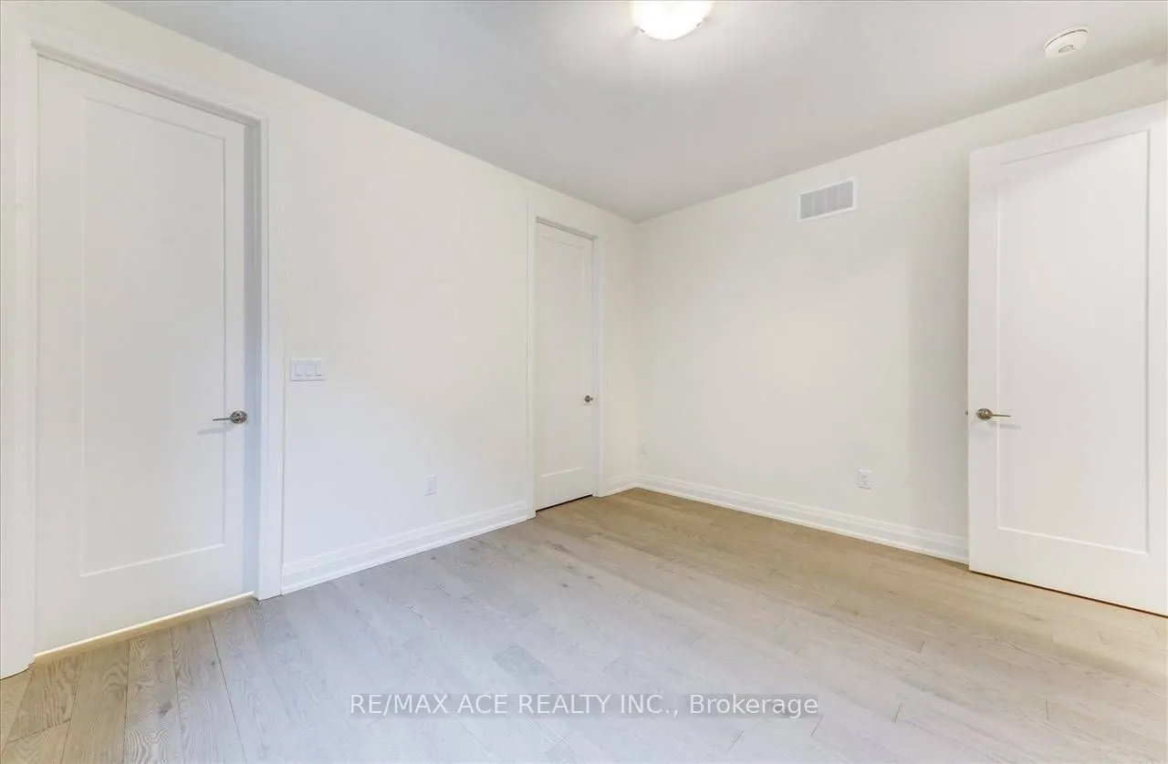 1470 Kovachik Boulevard, #Main