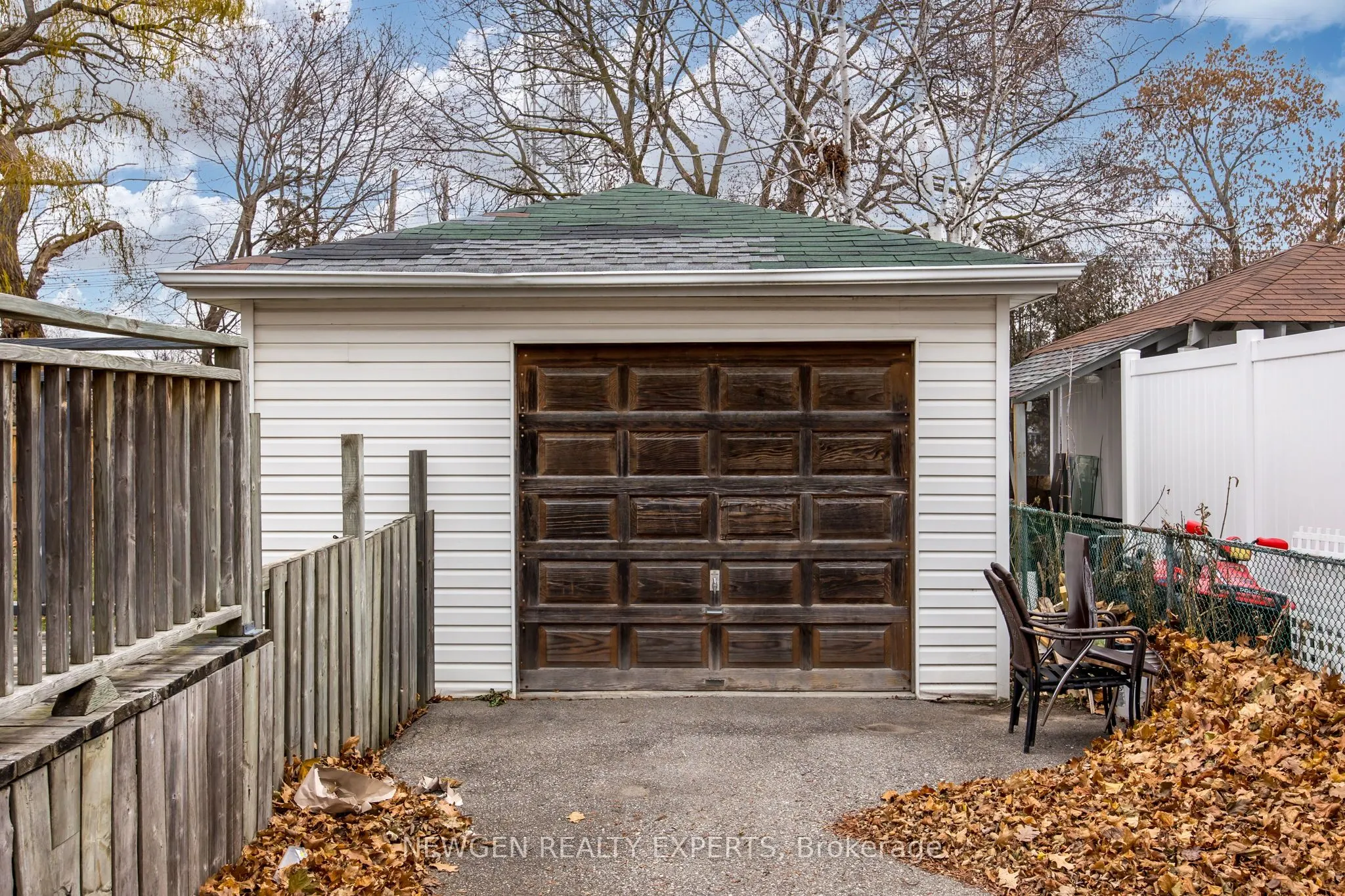 93 Ashbourne Drive