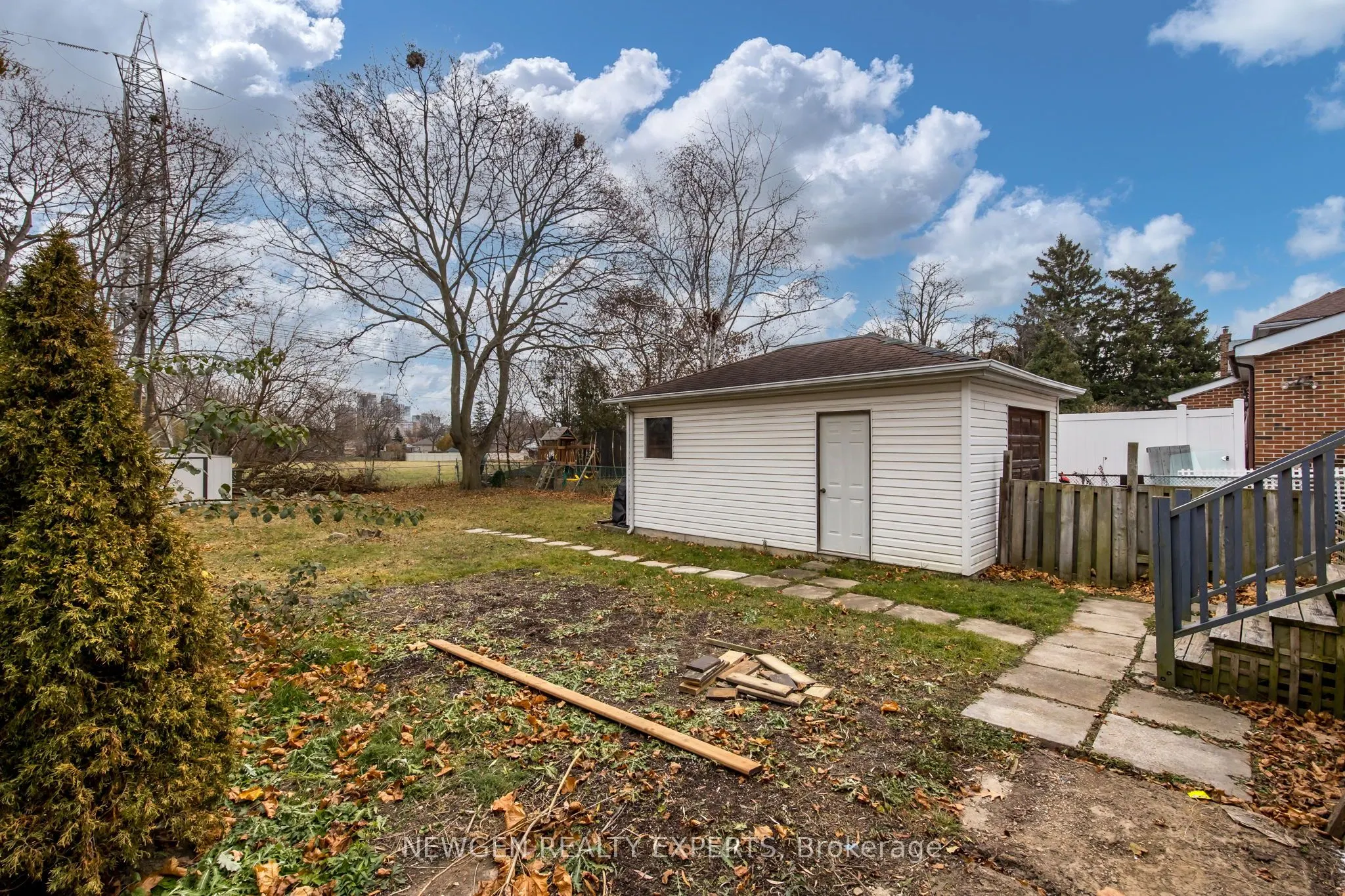 93 Ashbourne Drive