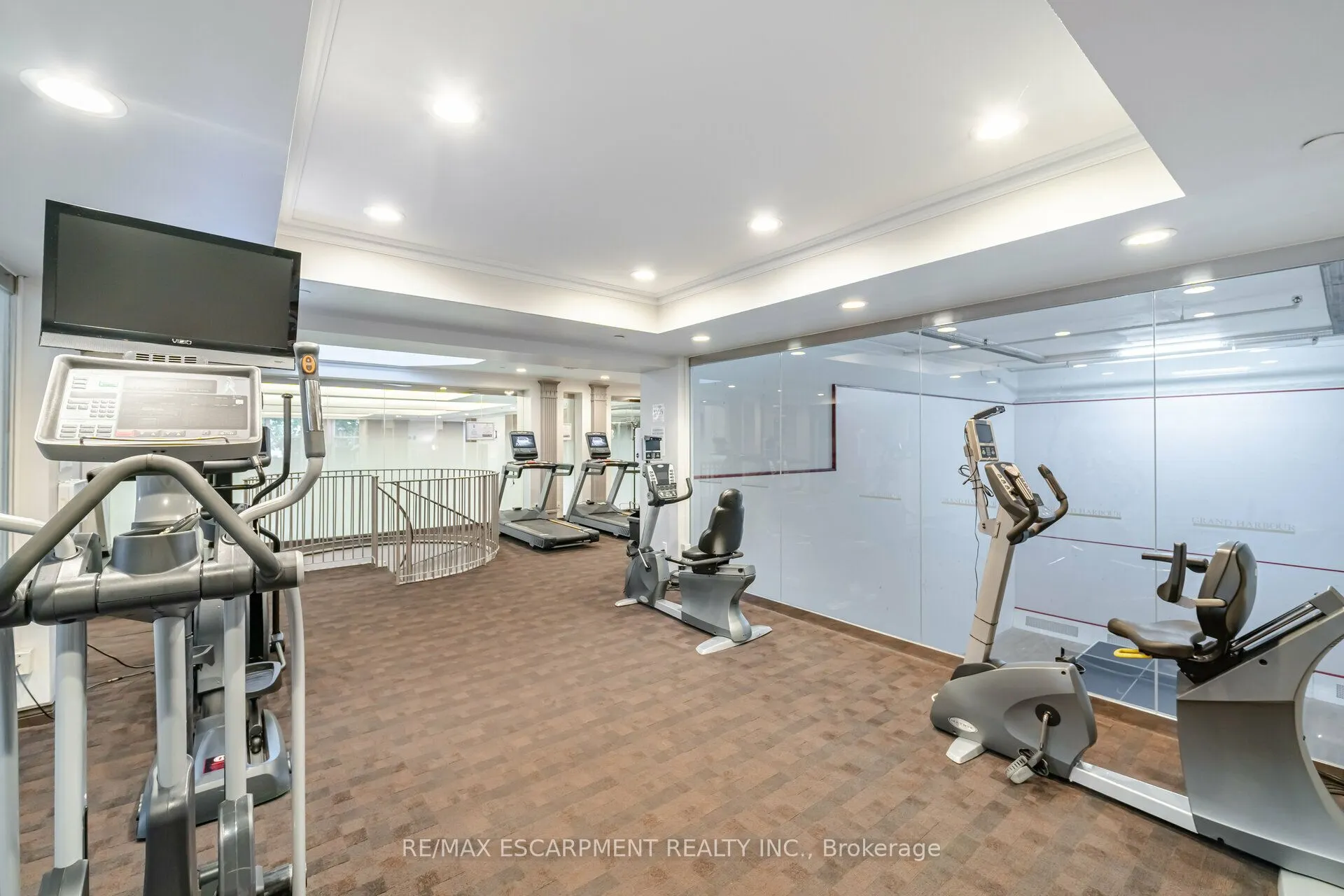 2285 Lake Shore Boulevard W, #207