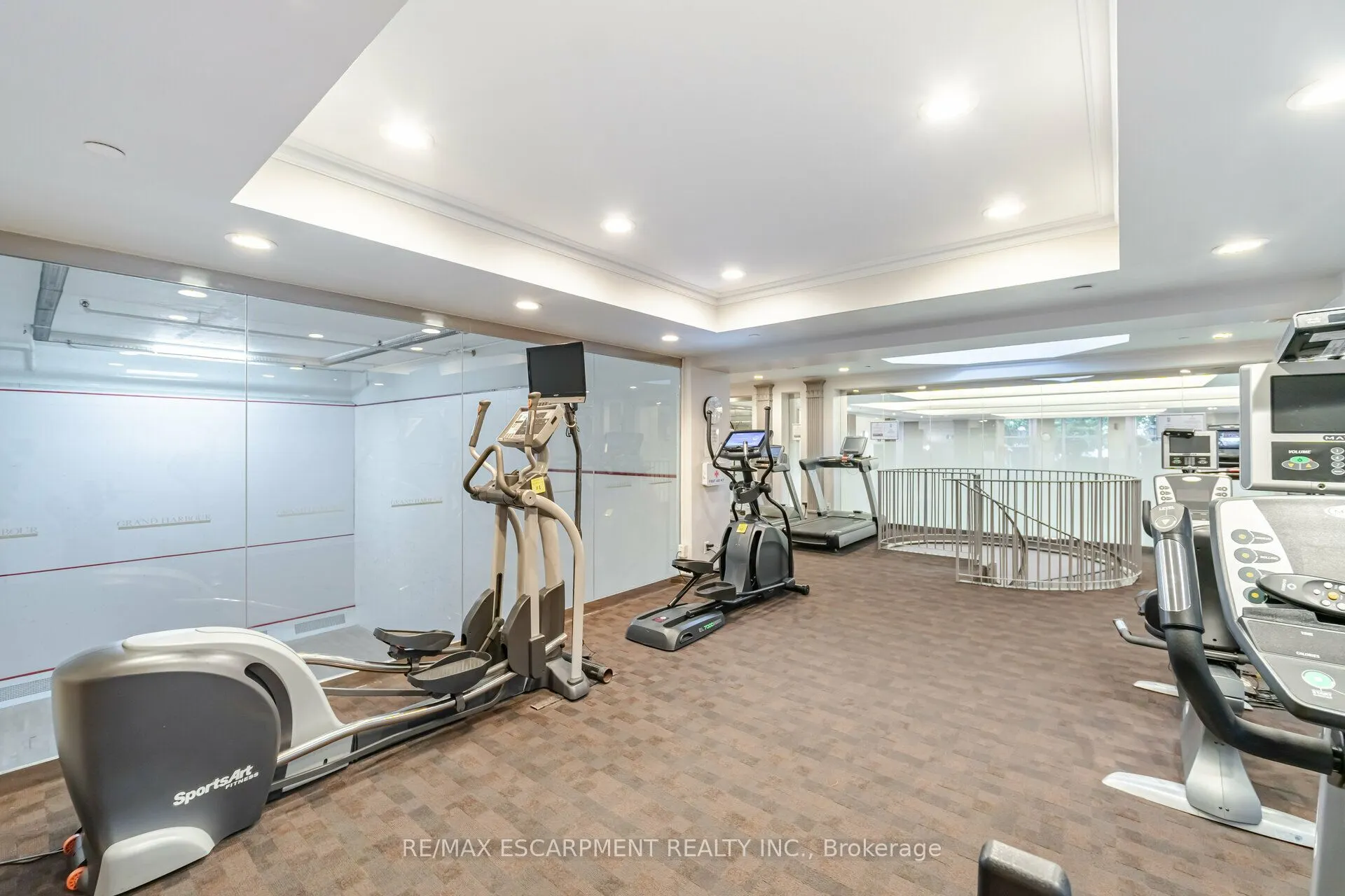 2285 Lake Shore Boulevard W, #207