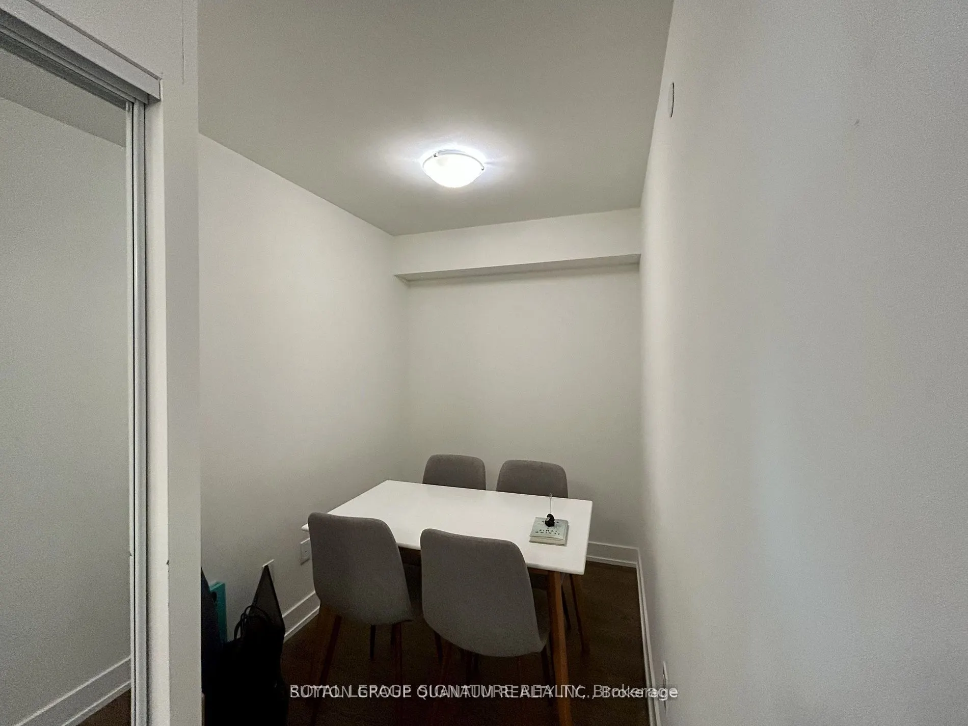5 Mabelle Avenue, #1532