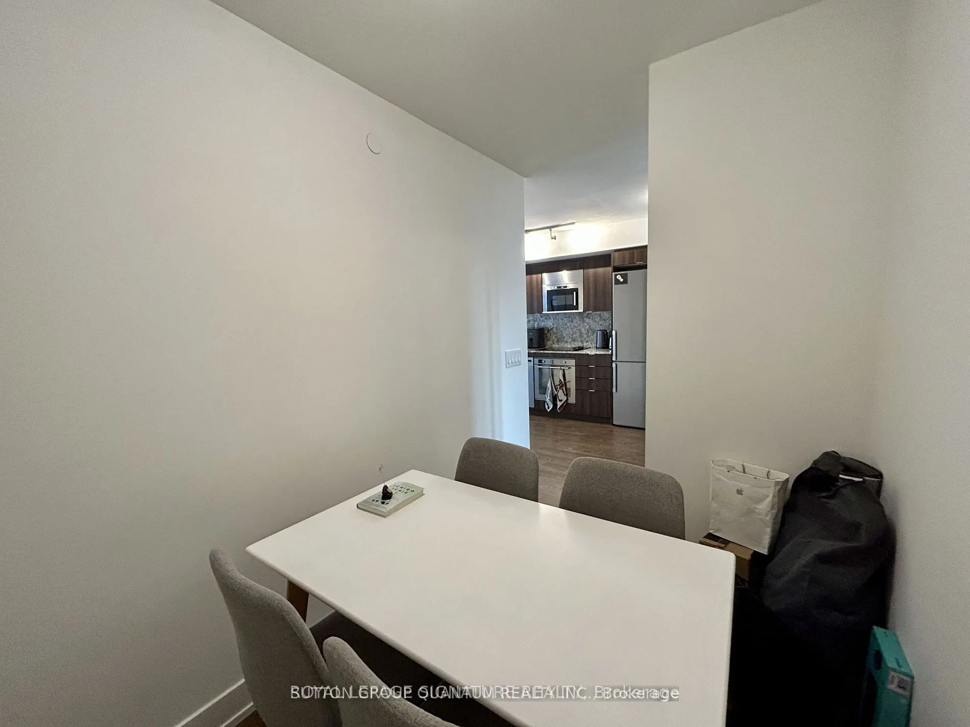 5 Mabelle Avenue, #1532
