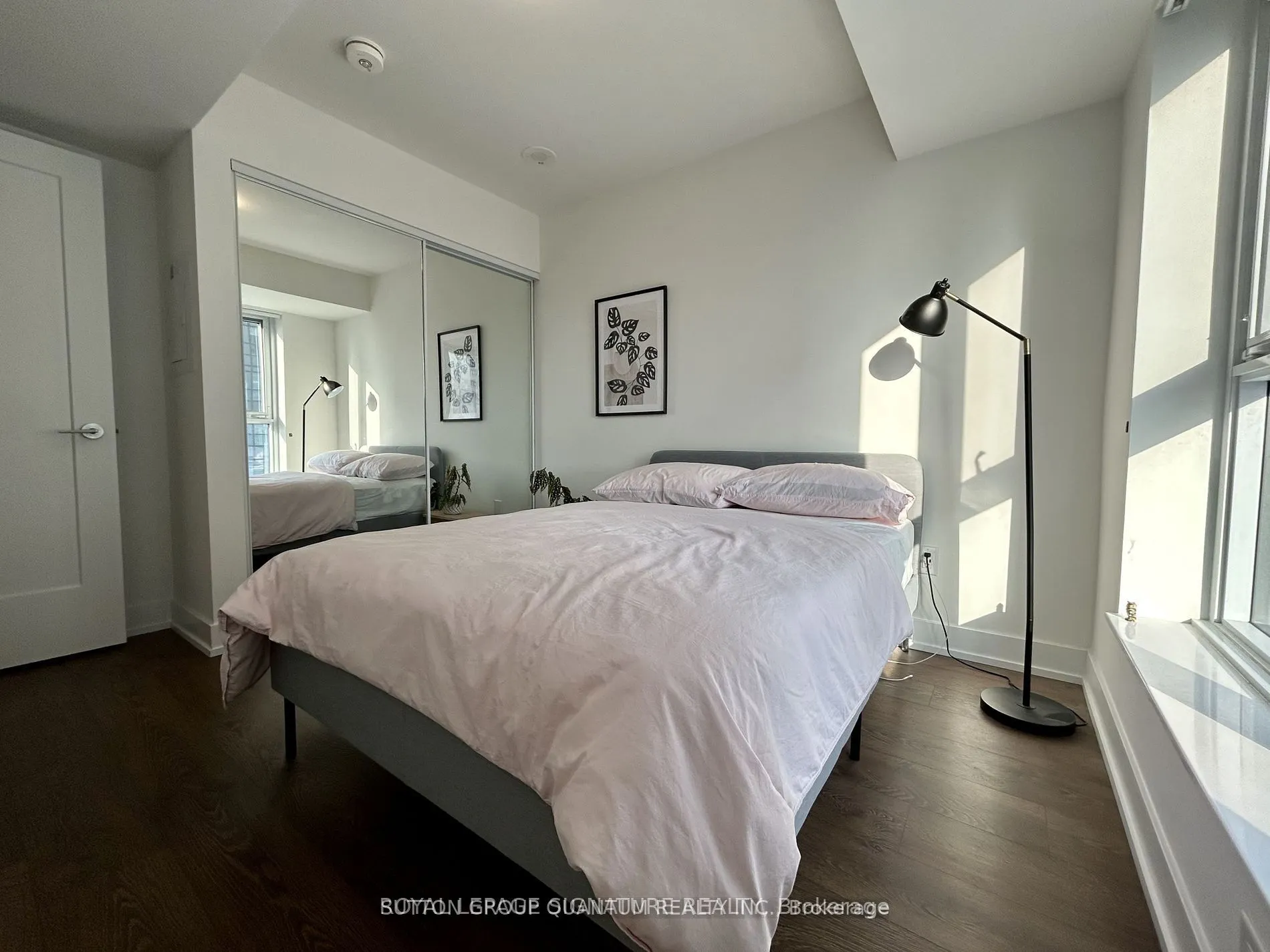 5 Mabelle Avenue, #1532