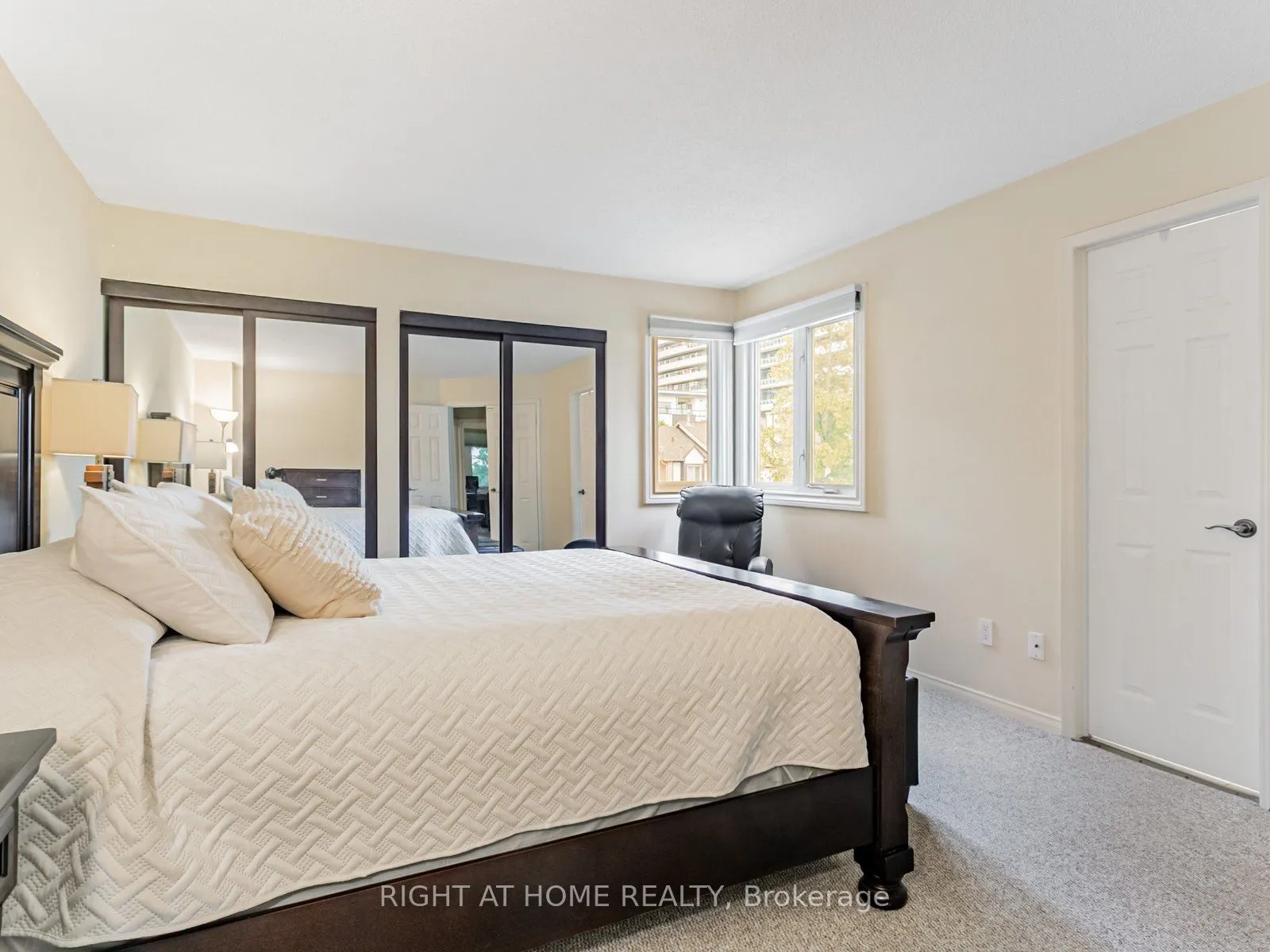 2275 Credit Valley Road, #115