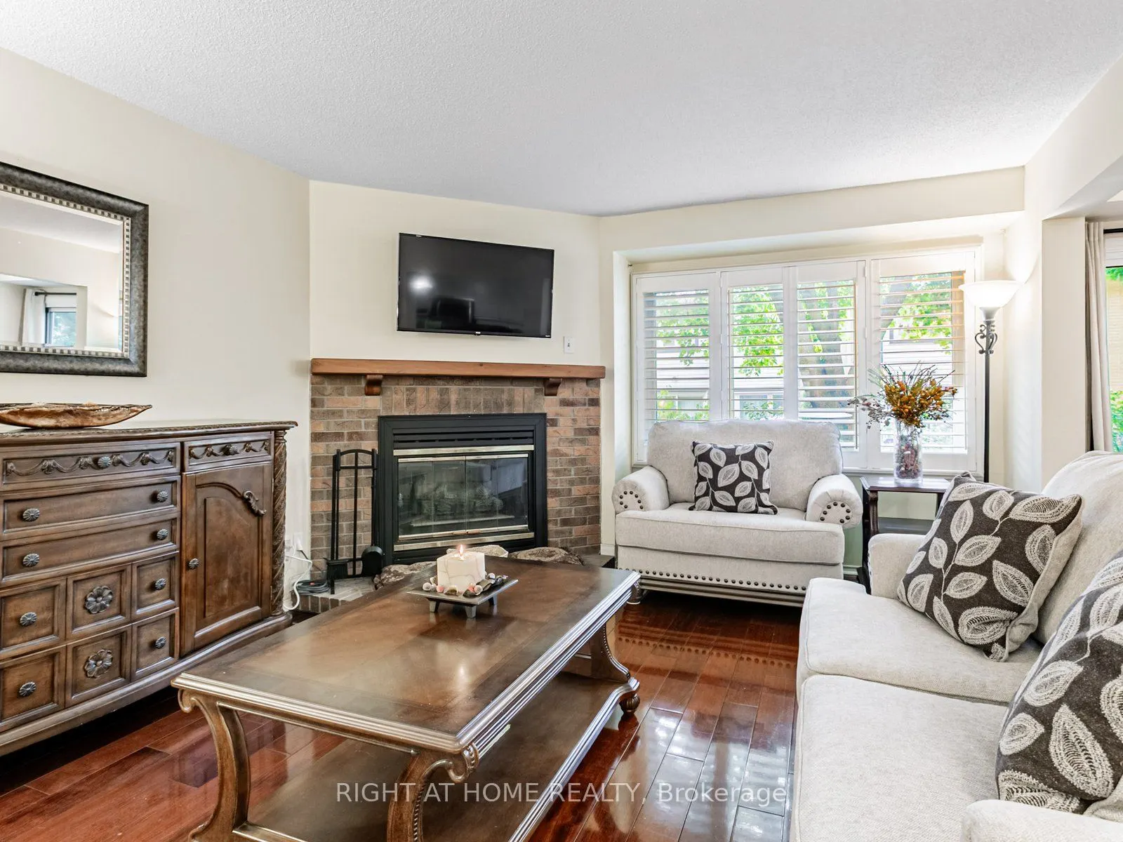 2275 Credit Valley Road, #115