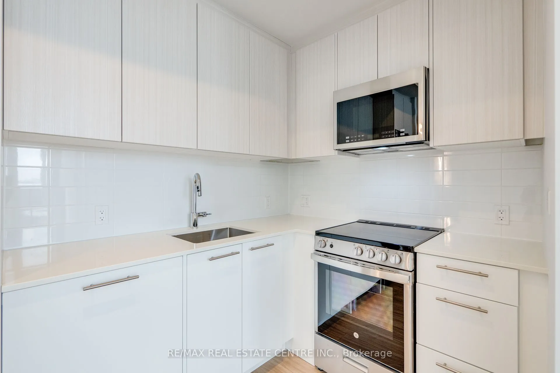 225 Veterans Drive, #1207