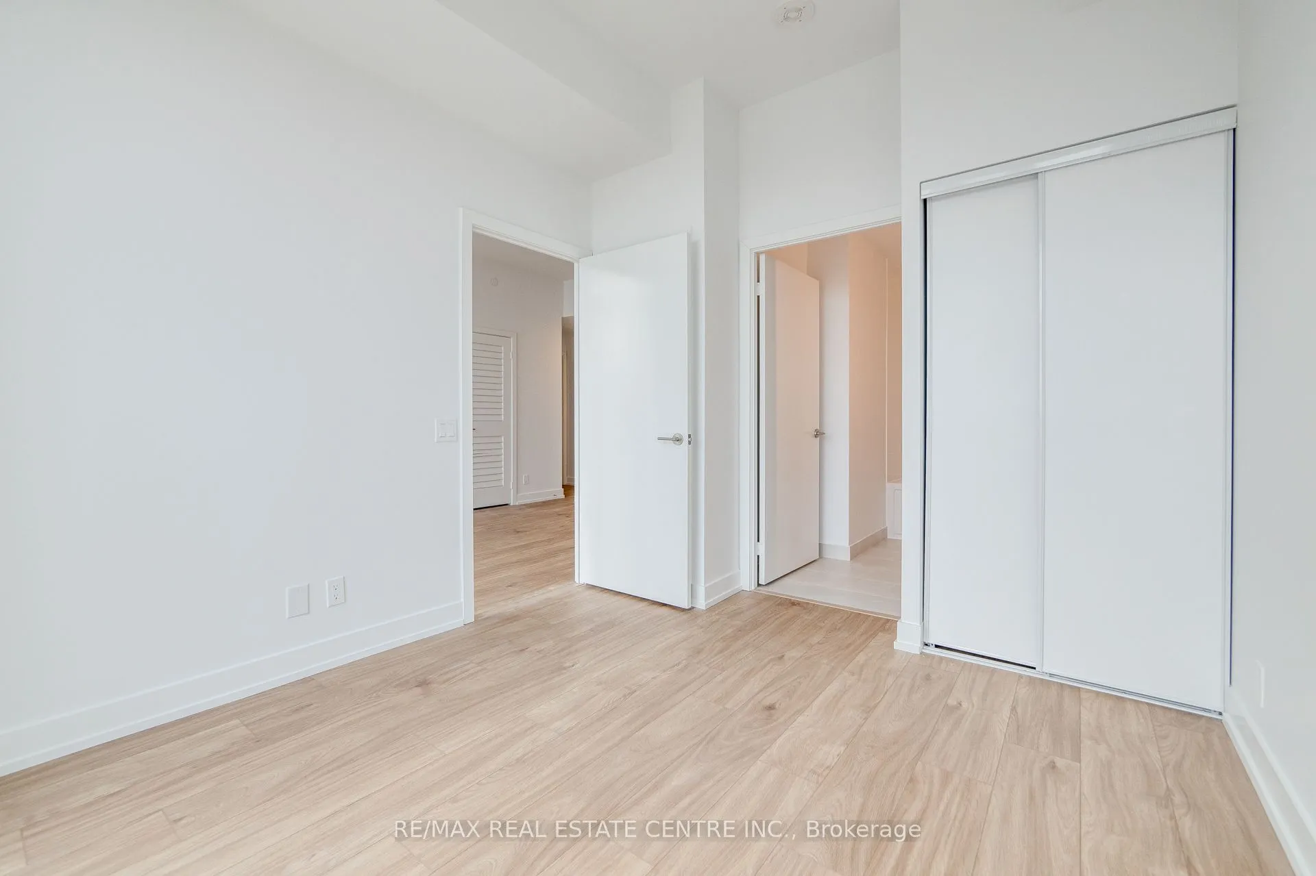 225 Veterans Drive, #1207