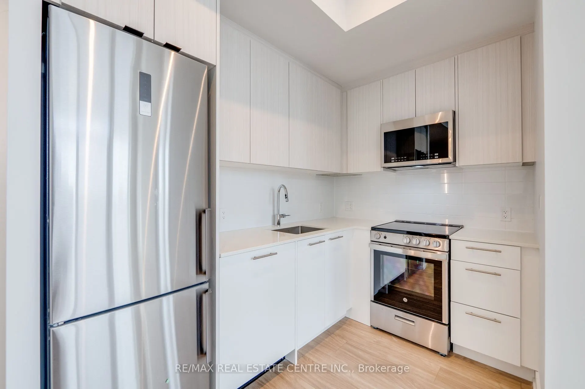 225 Veterans Drive, #1207